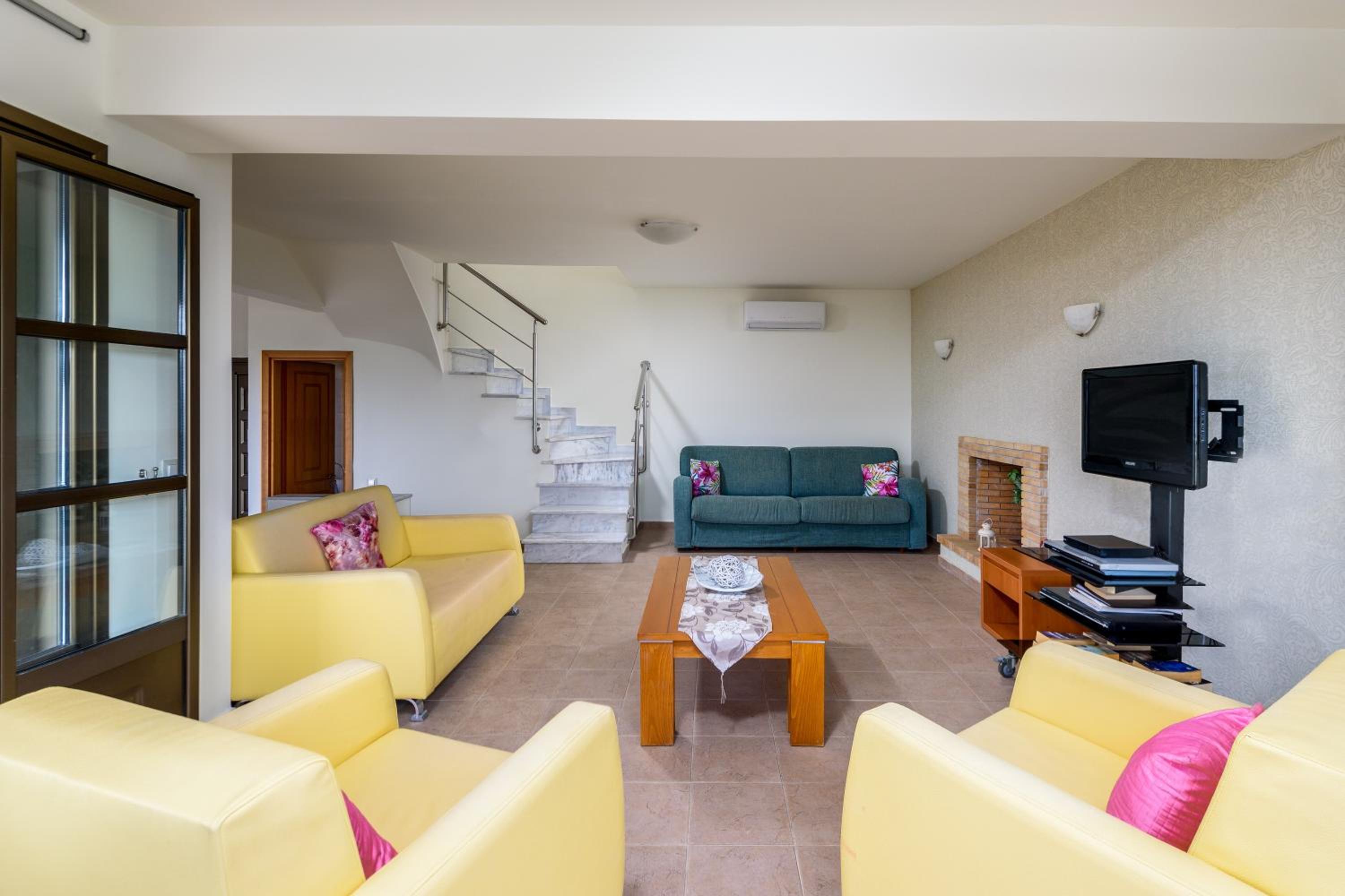 Aphrodite Villa photo 3