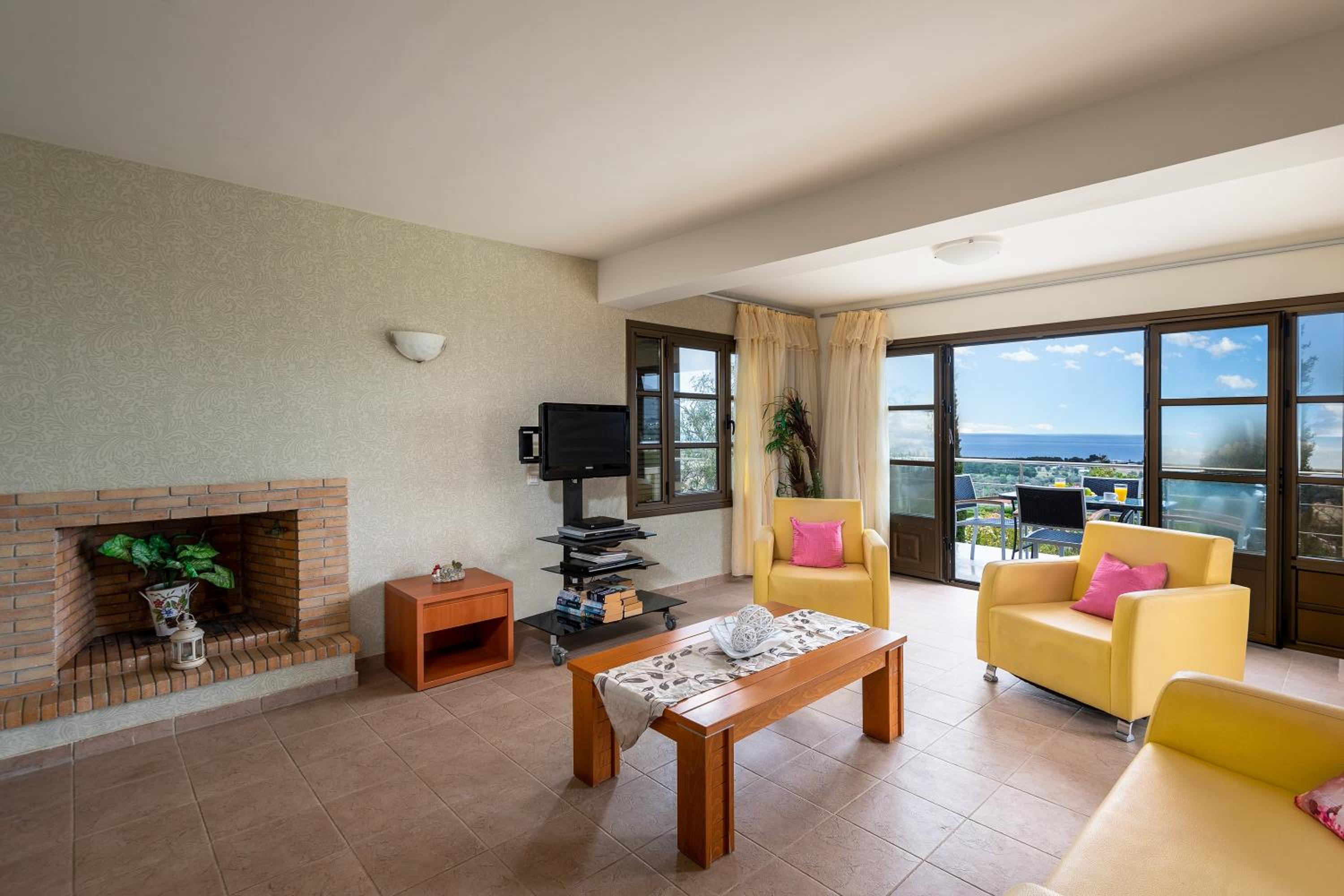 Eleni Villa photo 1