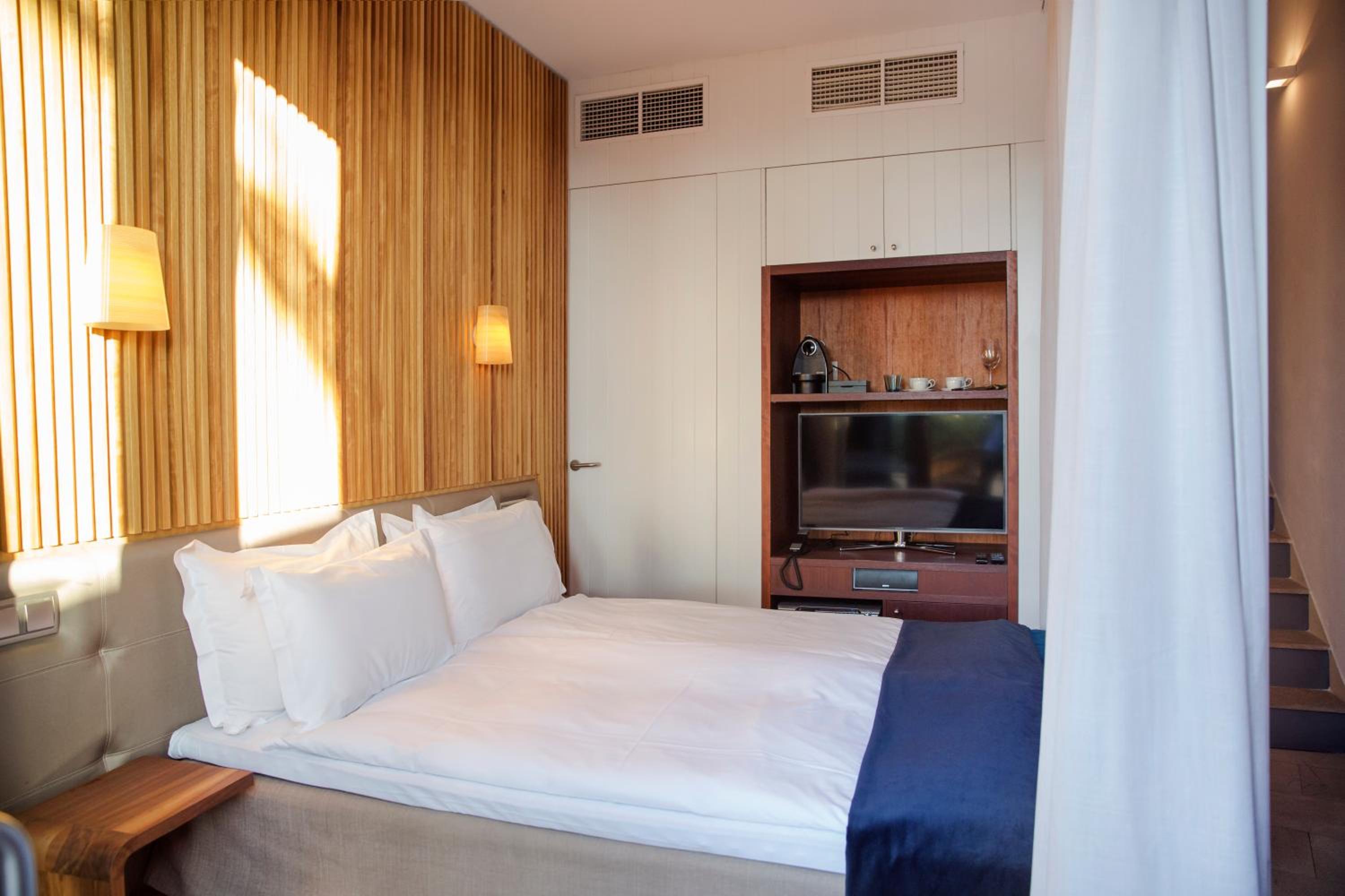 Port House Suite