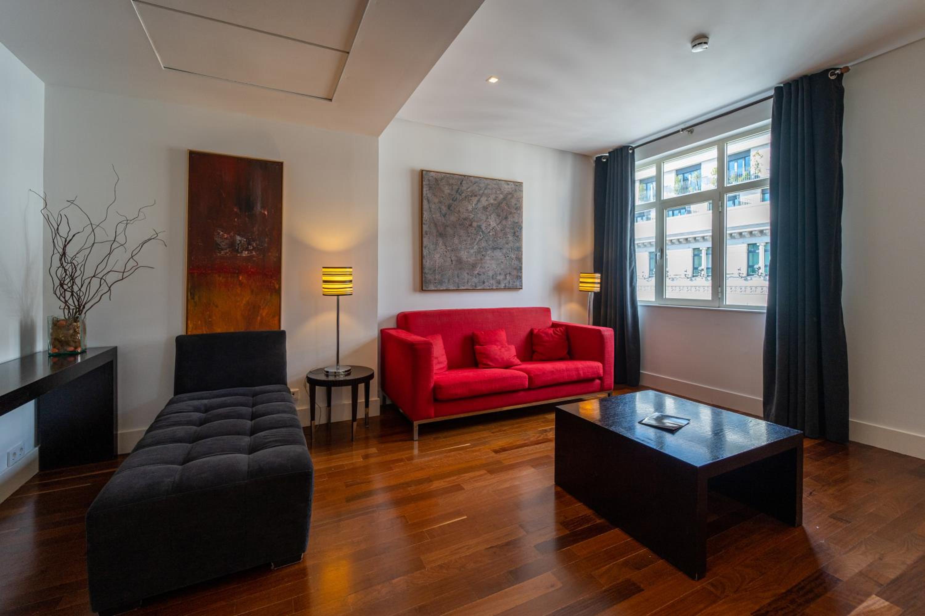 Quadruple Room with Bath - Photo 4