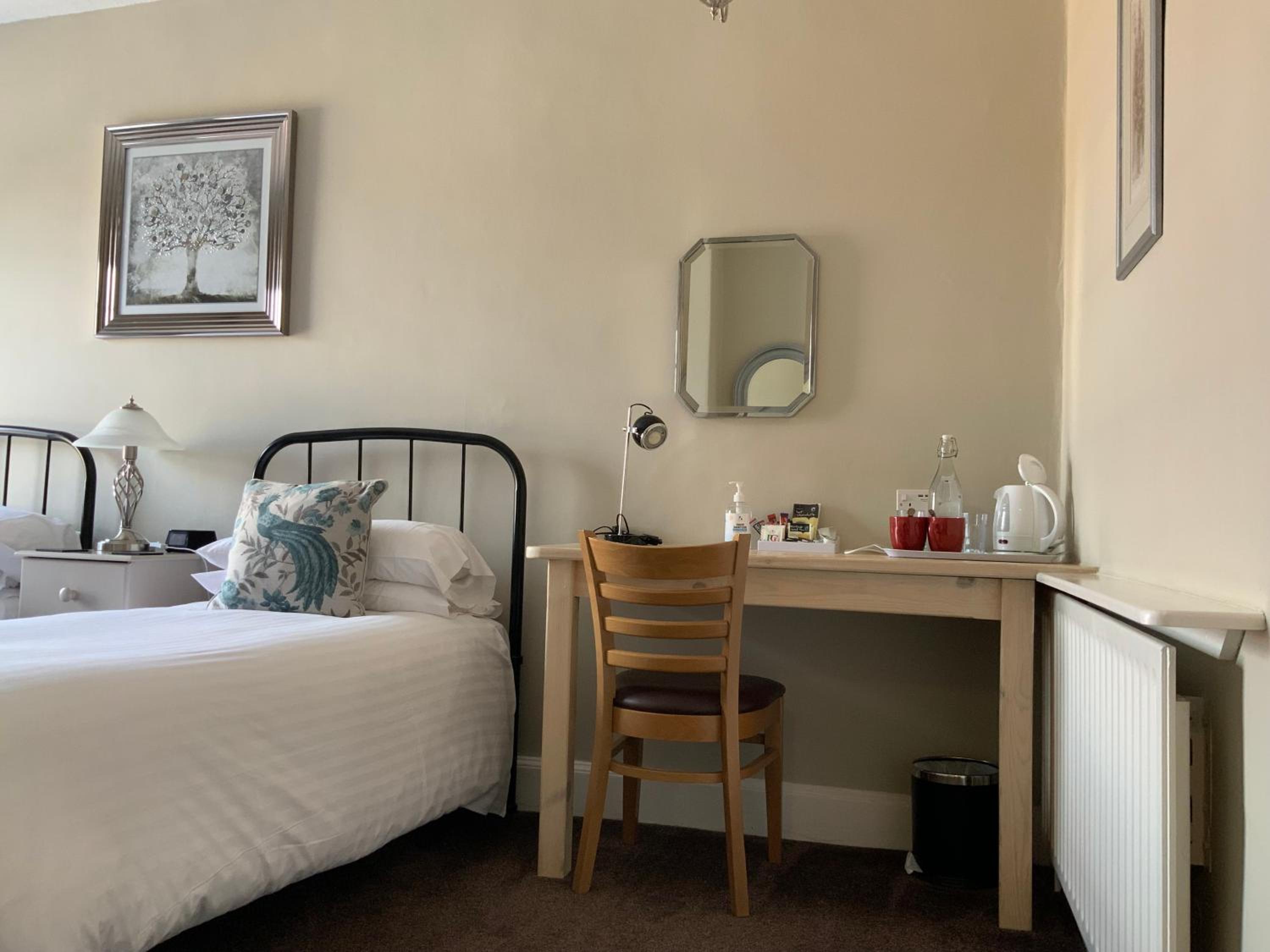 Standard Twin Room photo 2