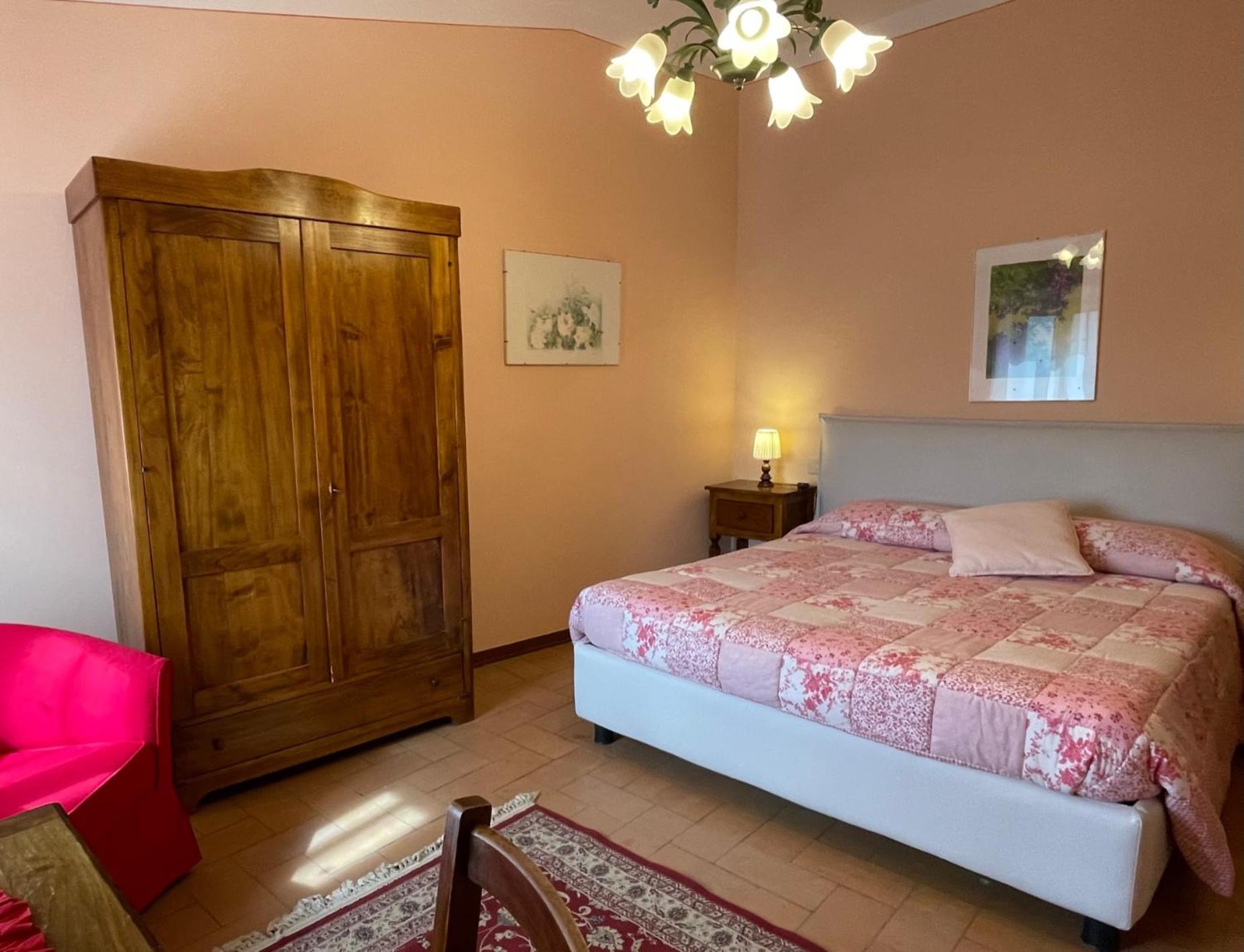 One-Bedroom Apartment with Terrace (2 Adults) photo 2