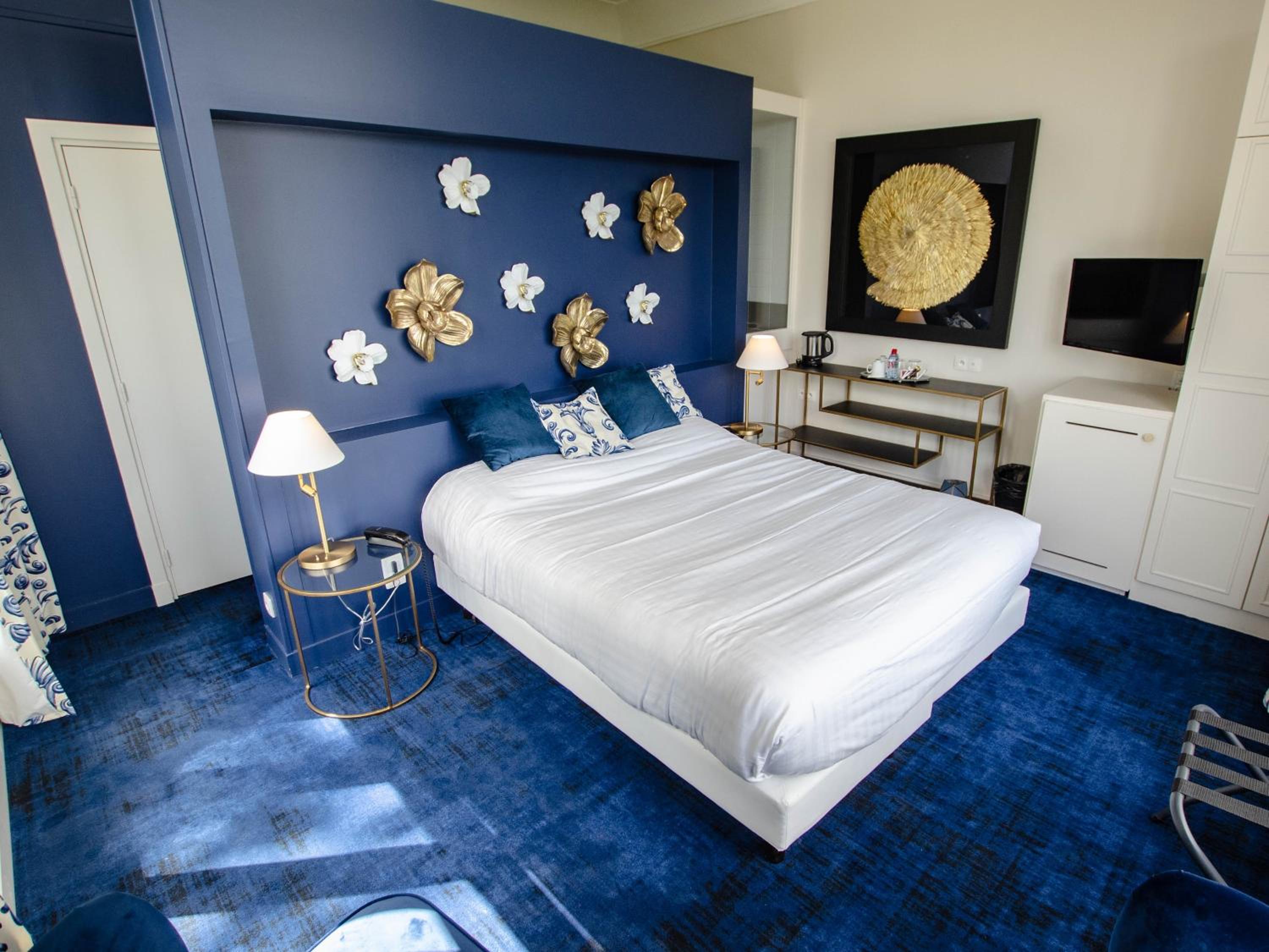 Superior Double Room with River View - Photo 4