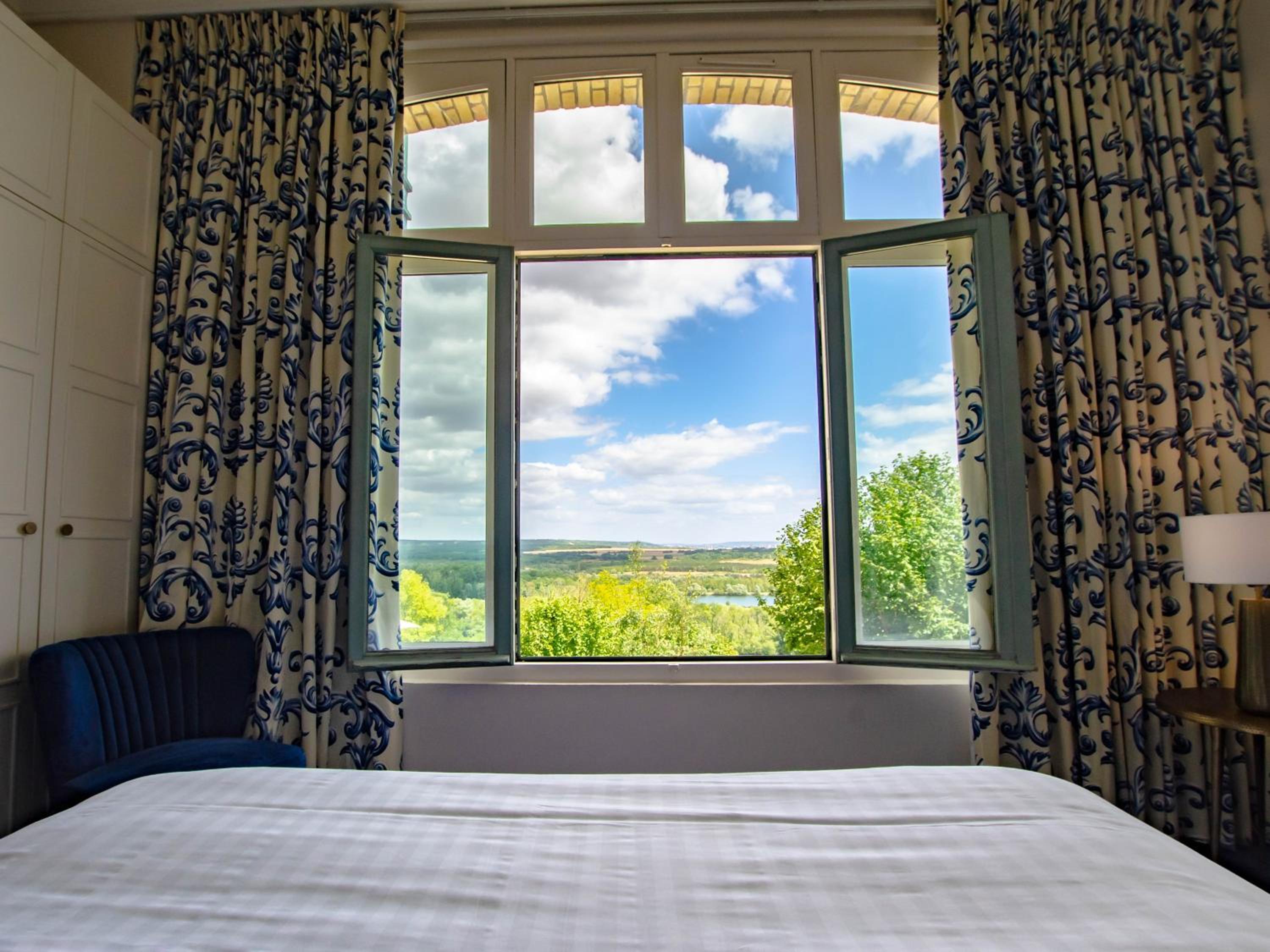 Superior Double Room with River View - Photo 5