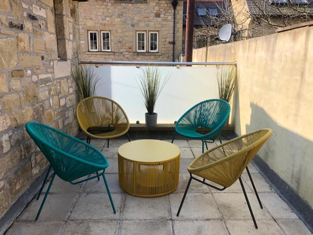 Apartment with Terrace photo 2