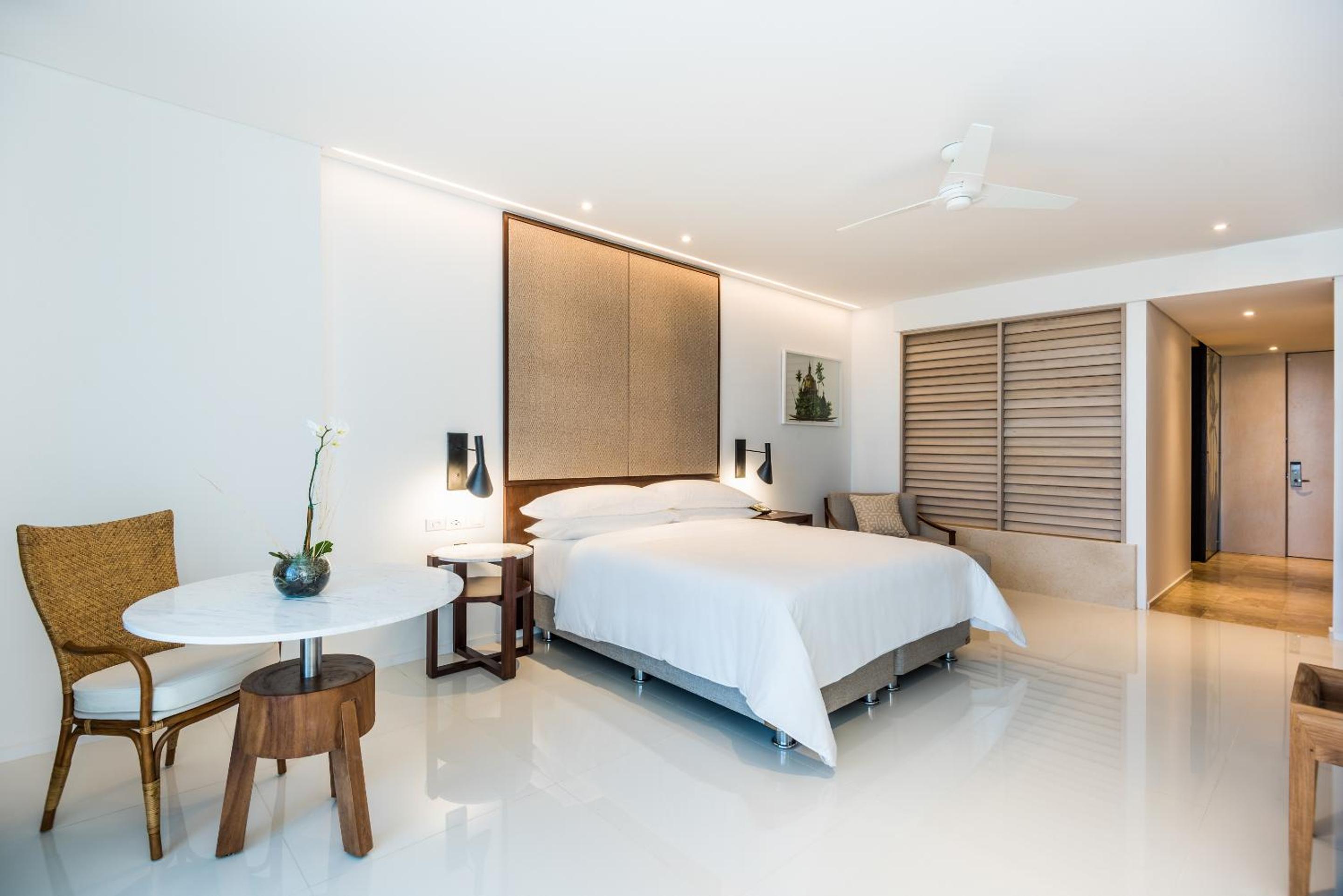 Preferred Club Two-Bedroom Suite Swim-Out