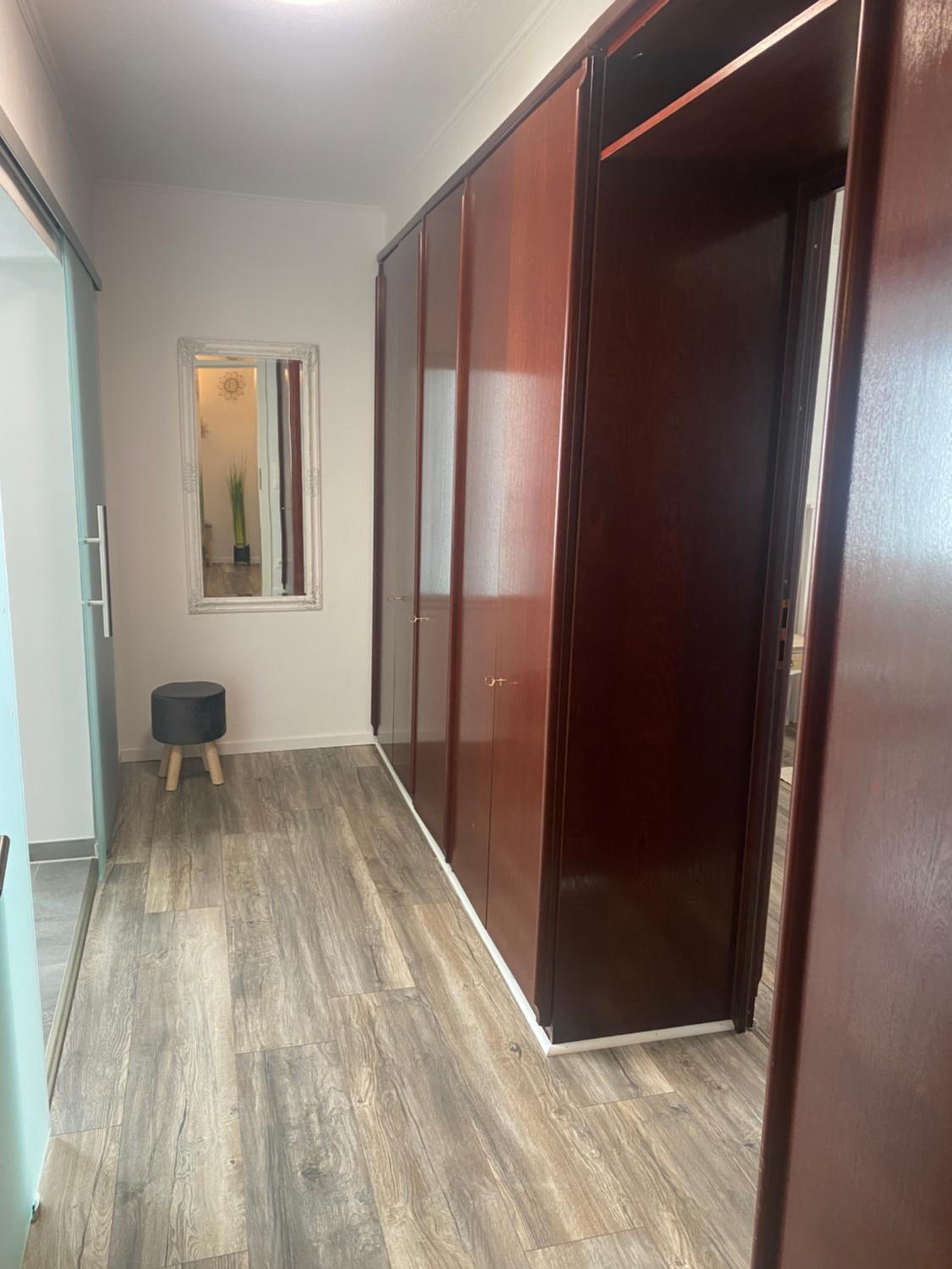 One-Bedroom Apartment - Photo 12