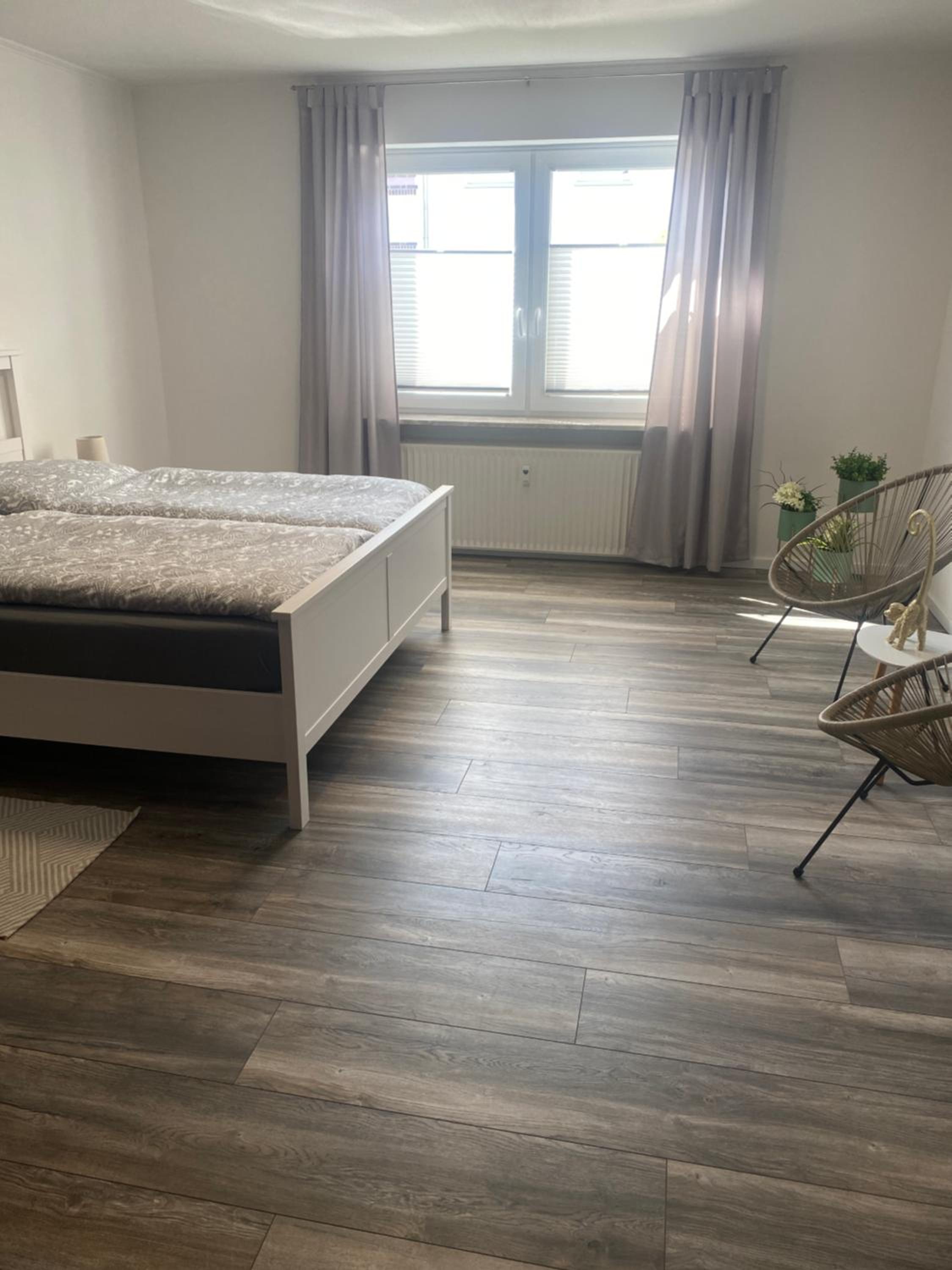 One-Bedroom Apartment - Photo 7