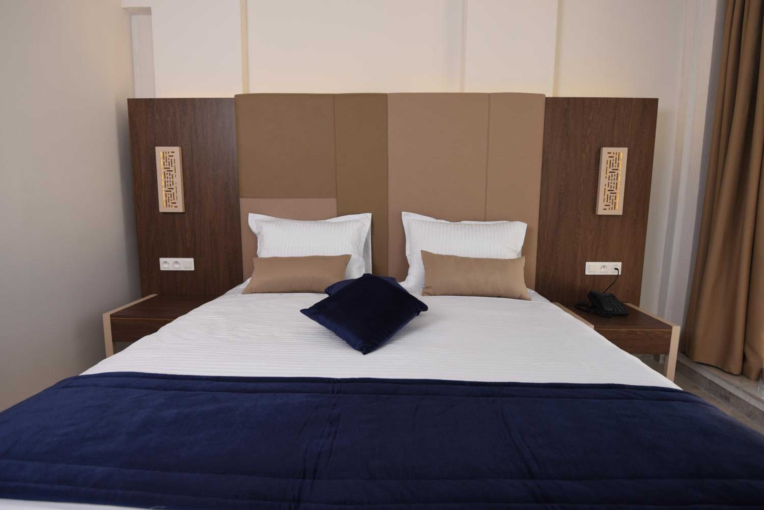 Double Room - Photo 1