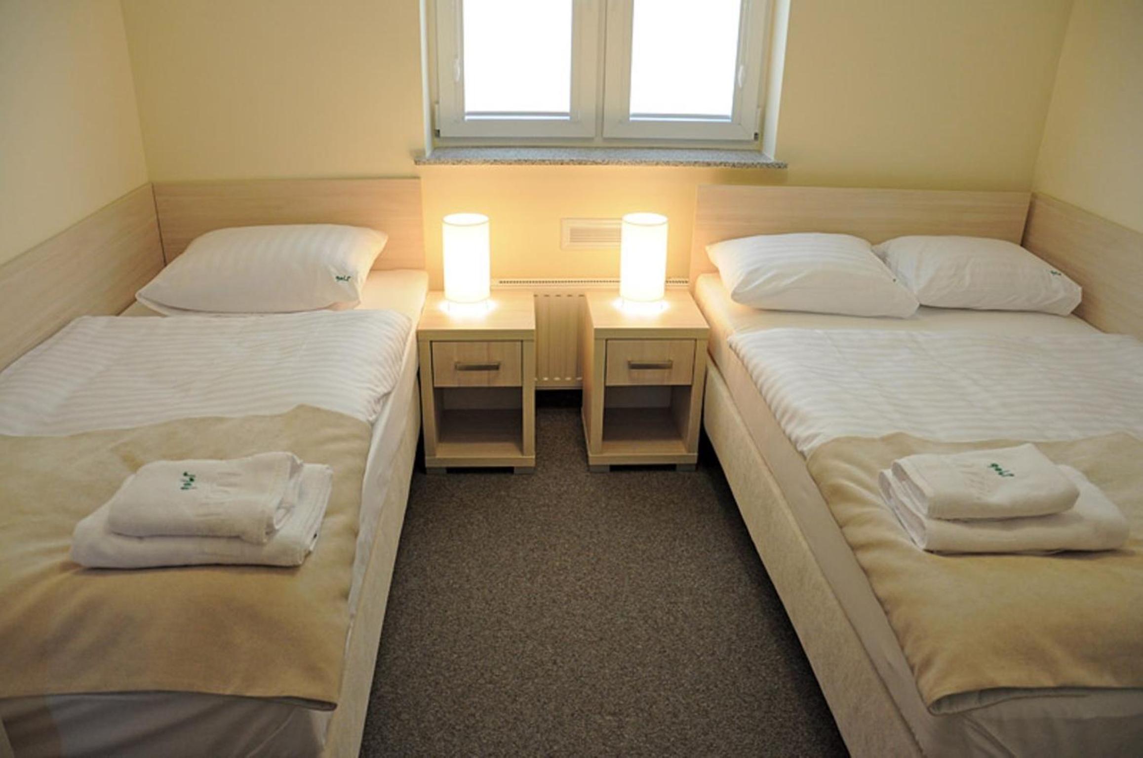 Double or Twin Room - Photo 4