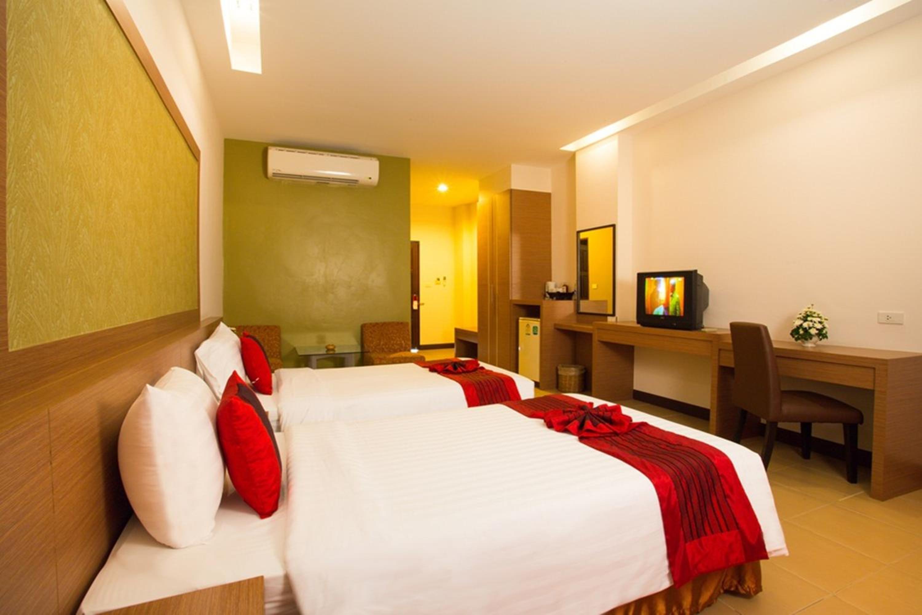 Superior Double or Twin Room - Photo 13