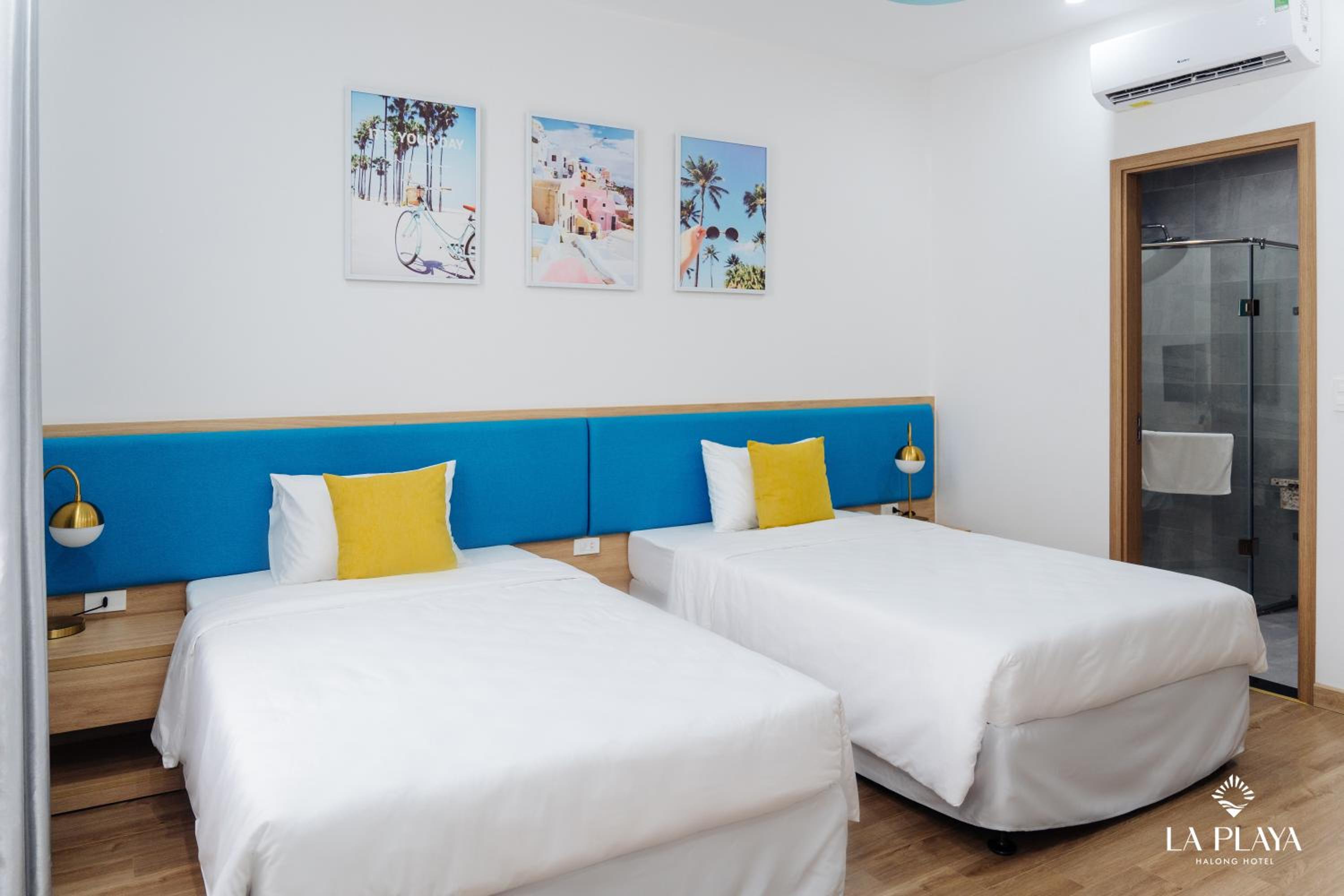 Standard Twin Room - Photo 1