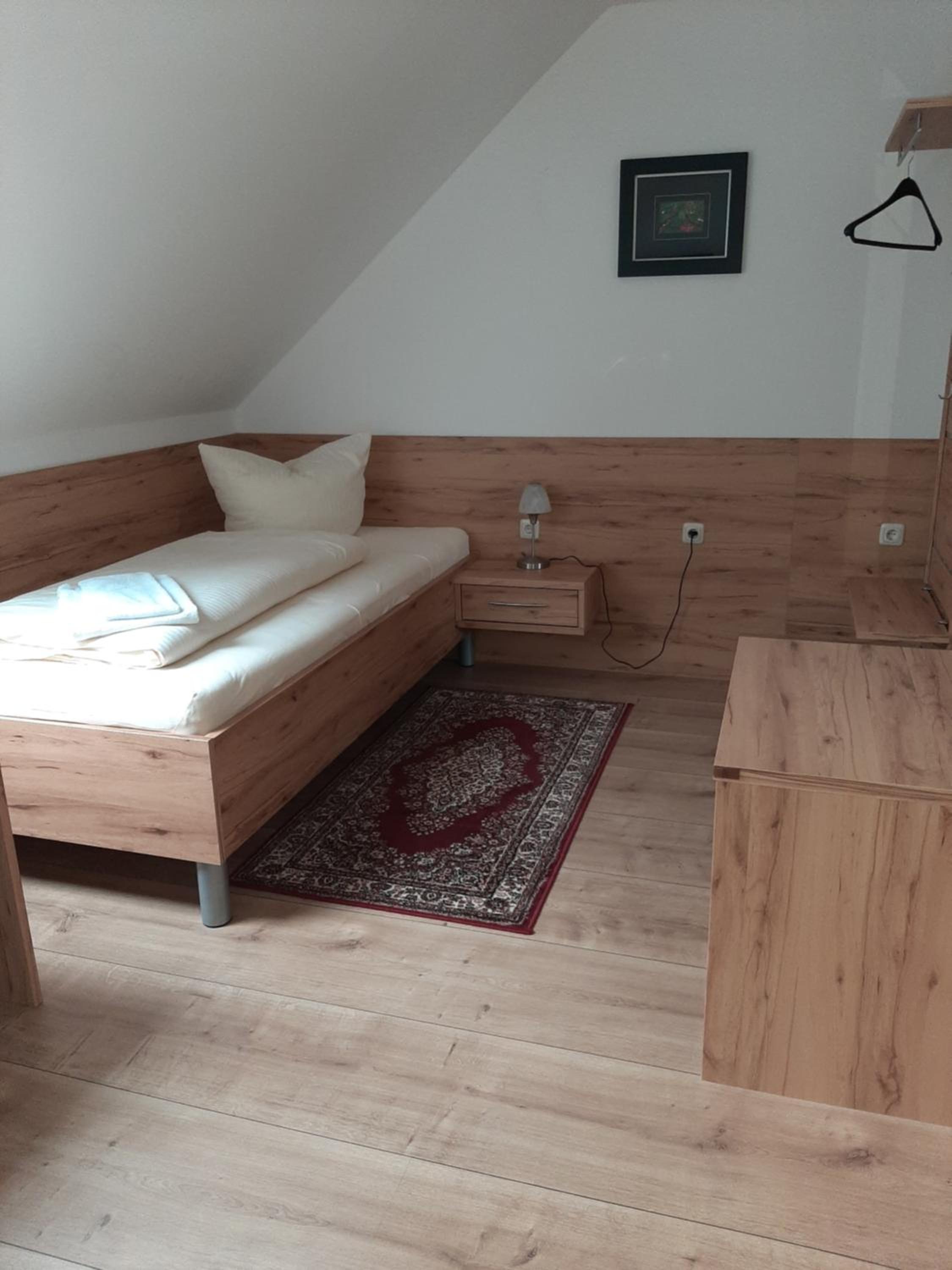 Single Room photo 2