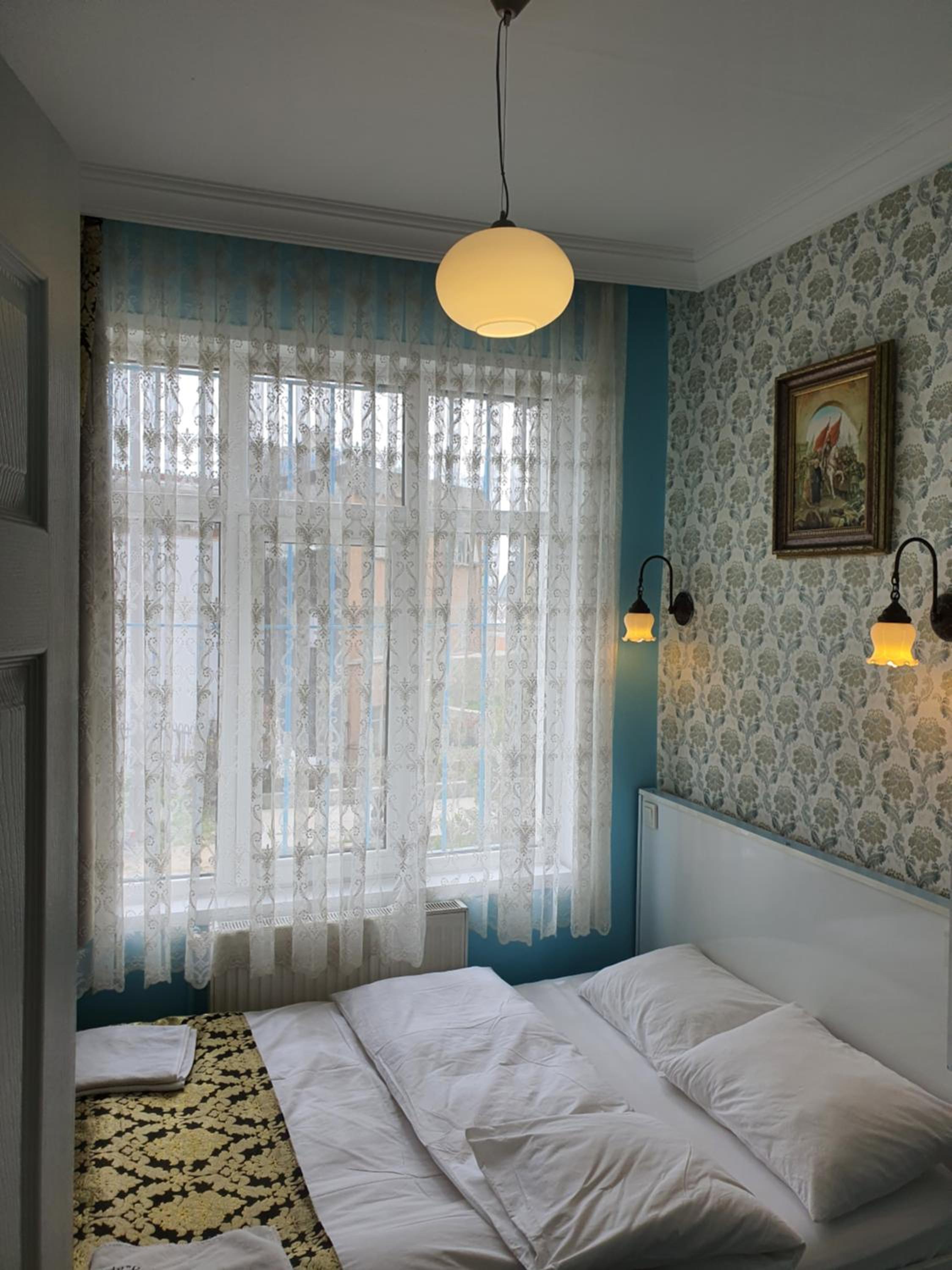 Double Room with Shared Bathroom photo 3