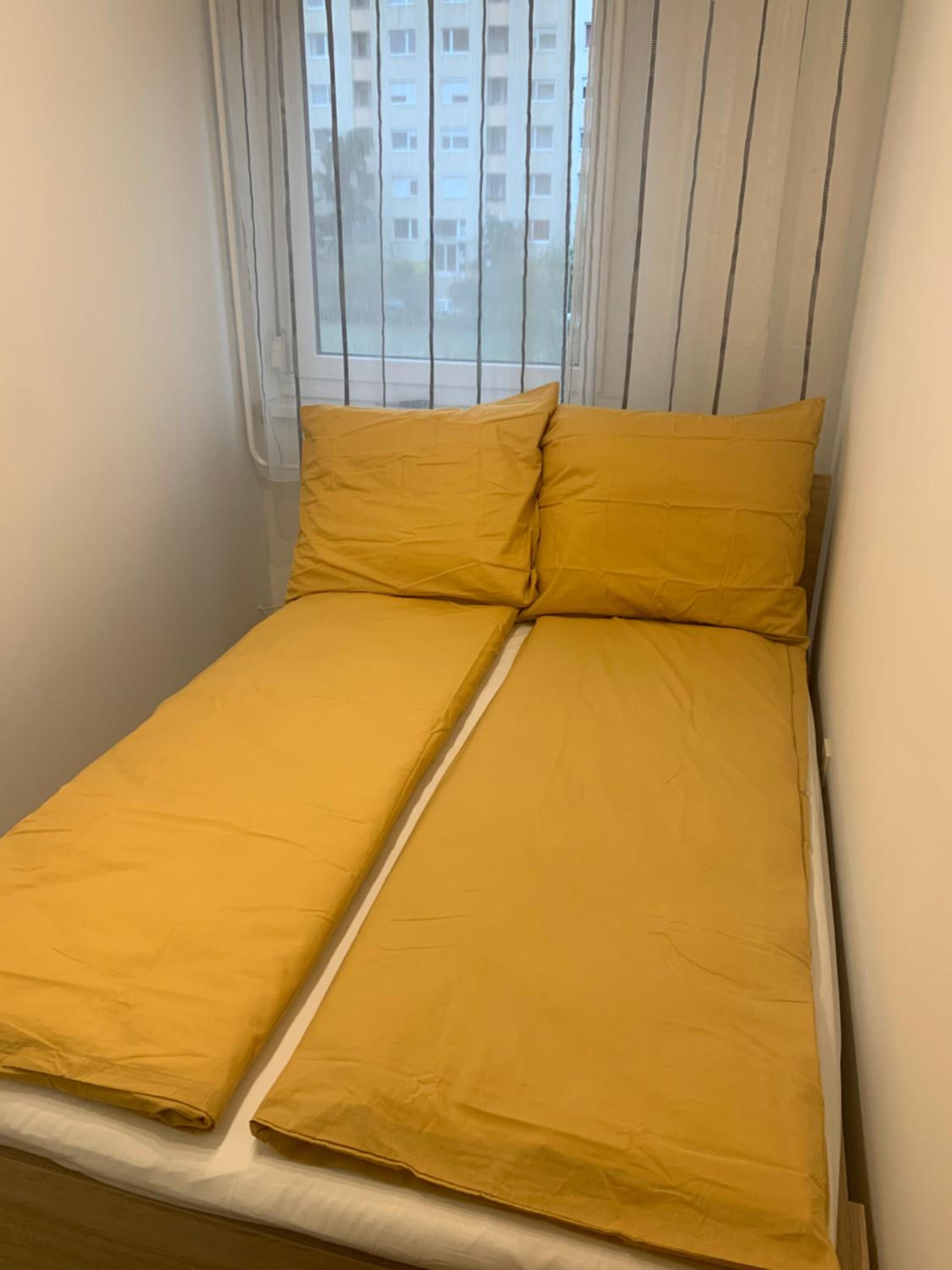One-Bedroom Apartment - Photo 2