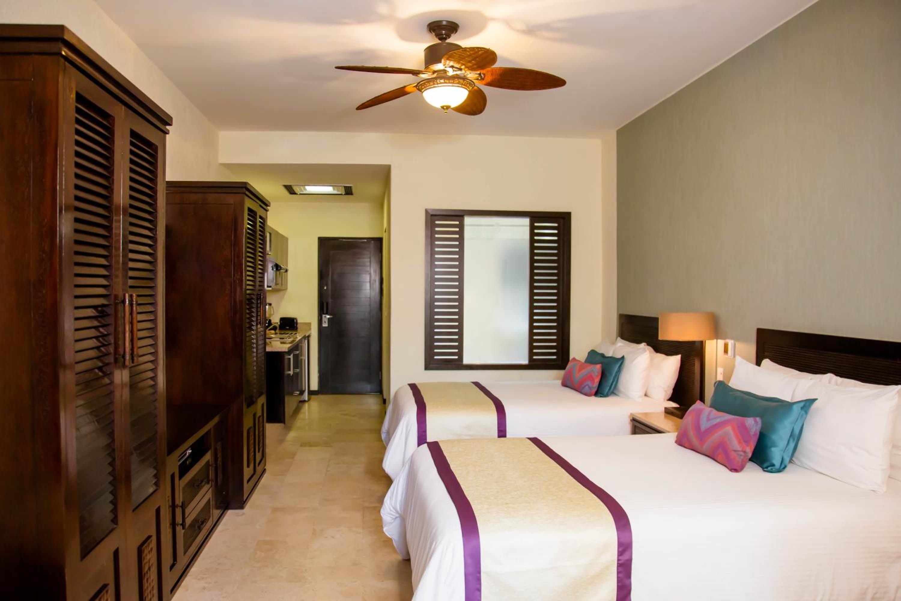 Standard Double Room with Two Double Beds