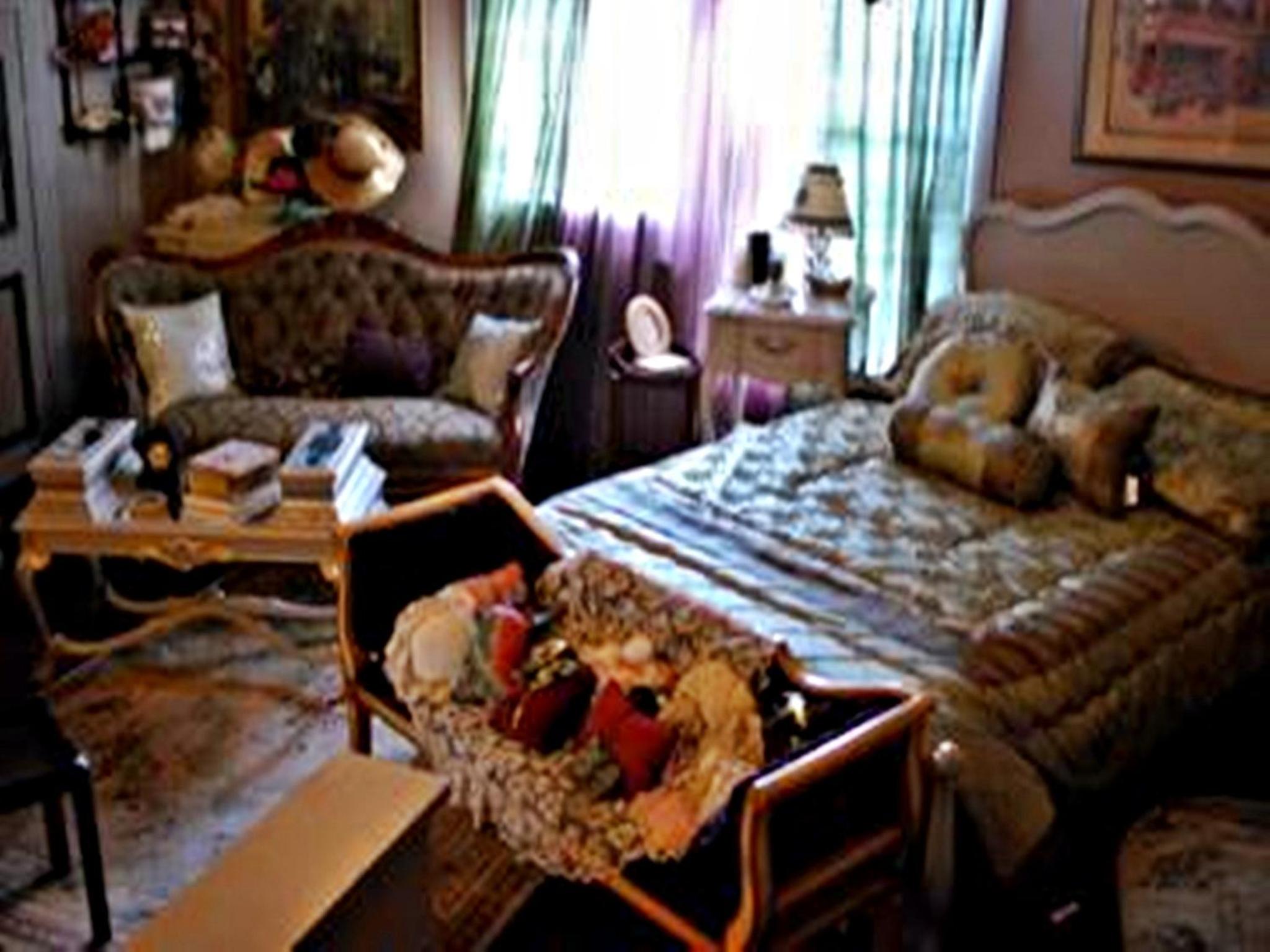 Deluxe Suite photo 2
