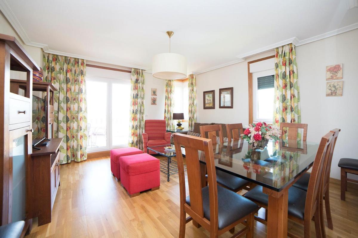Apartamento de Cuatro Habitaciones