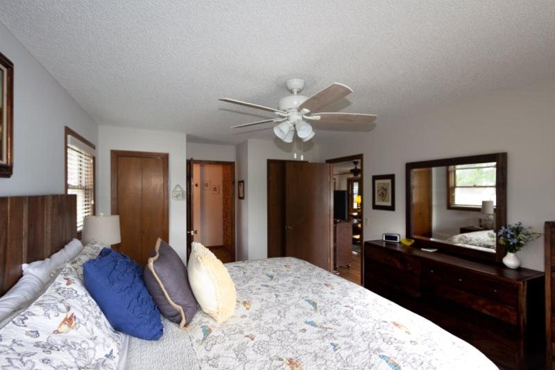 Three-Bedroom Holiday Home  photo 1