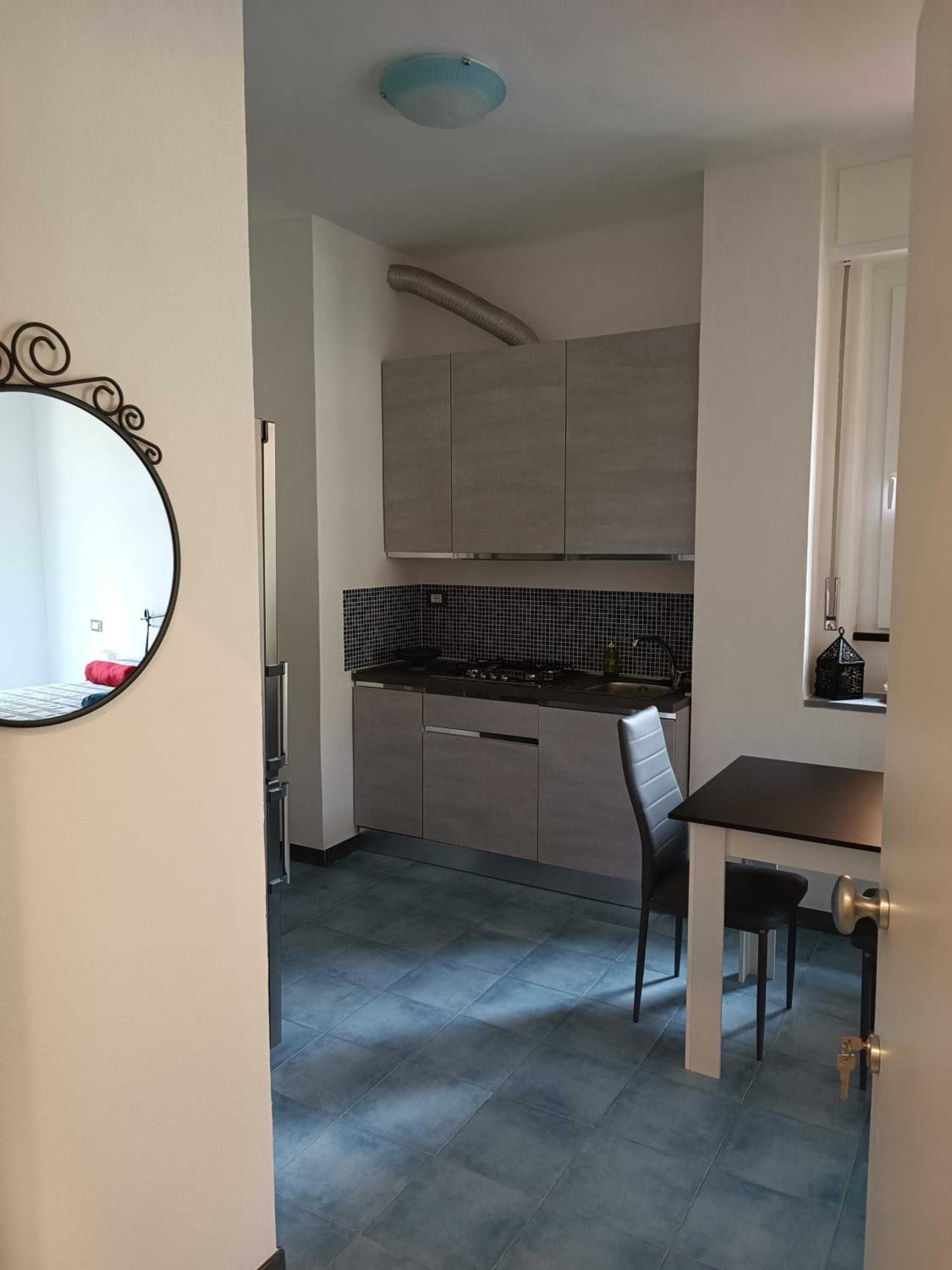 Deluxe Double Room - Photo 9