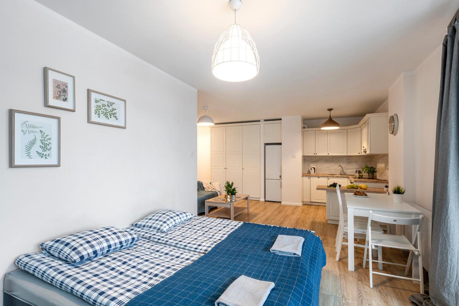 Apartment with Terrace - Photo 6