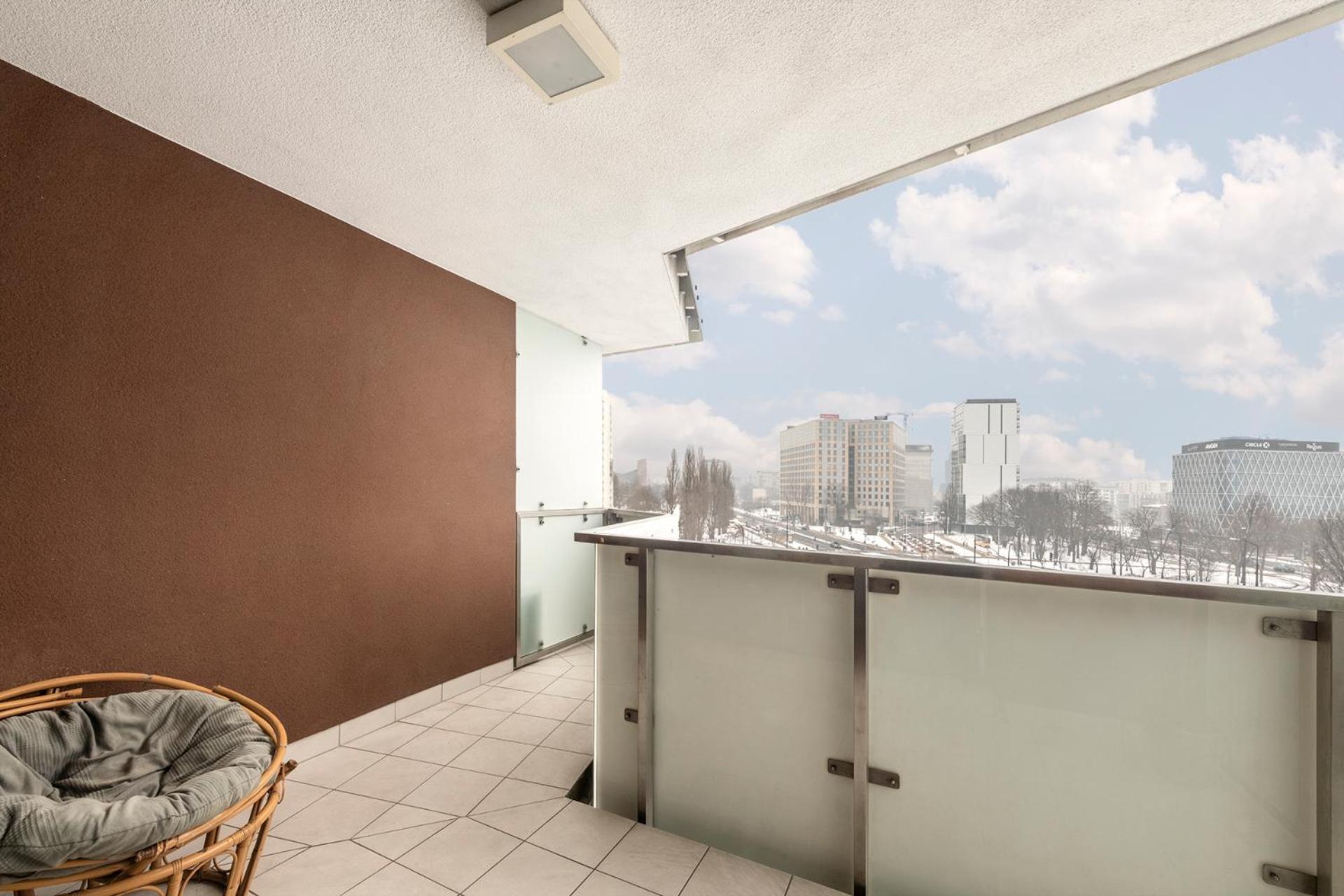 Apartment with Terrace - Photo 10