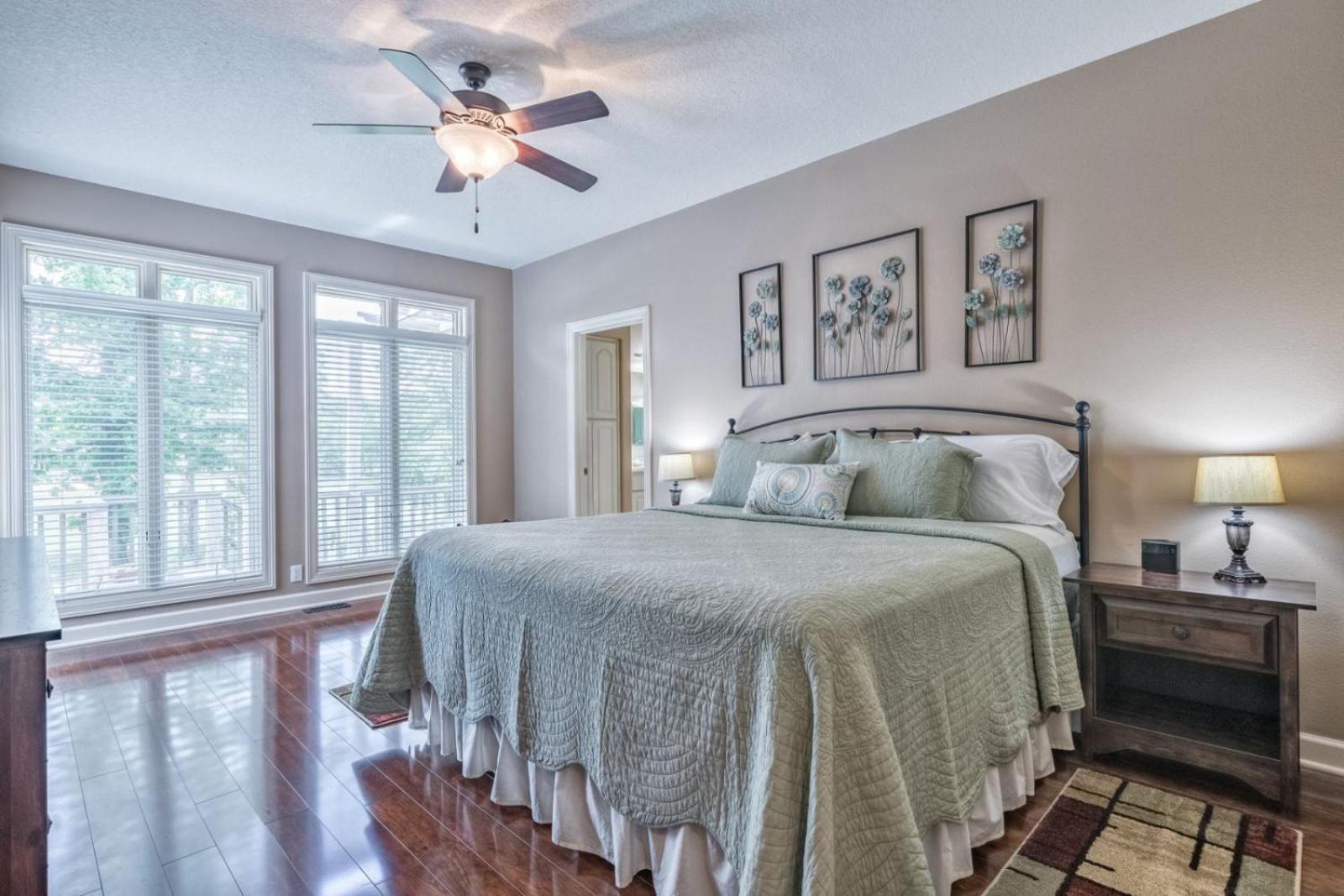 Three-Bedroom Holiday Home  photo 1