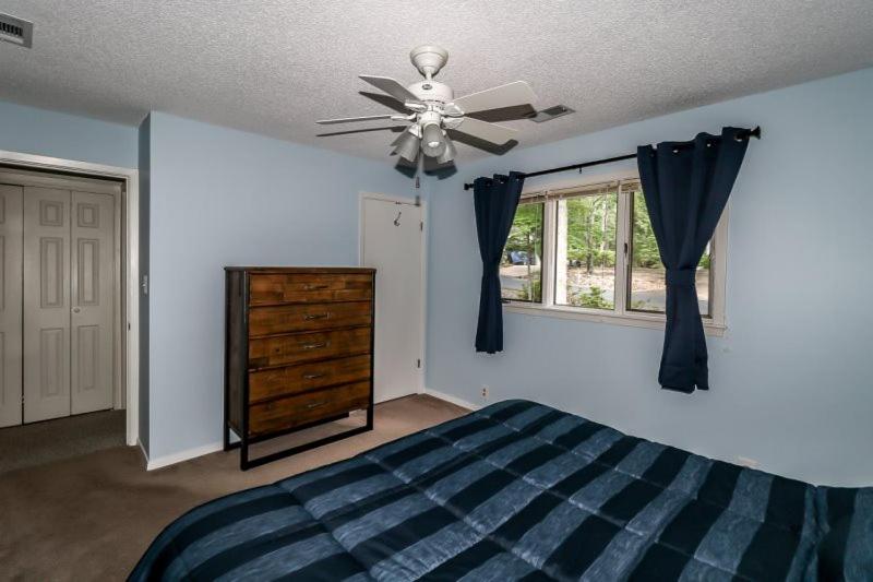 Three-Bedroom Holiday Home  photo 1