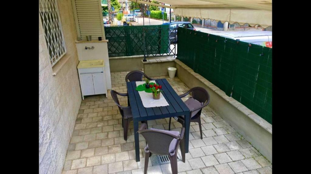 Two-Bedroom Apartment - Photo 23