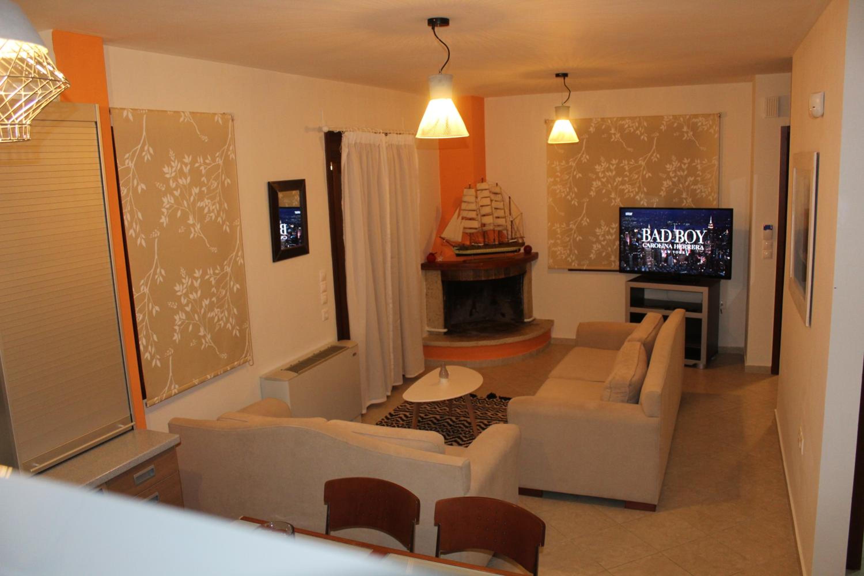 Maisonette - Photo 1