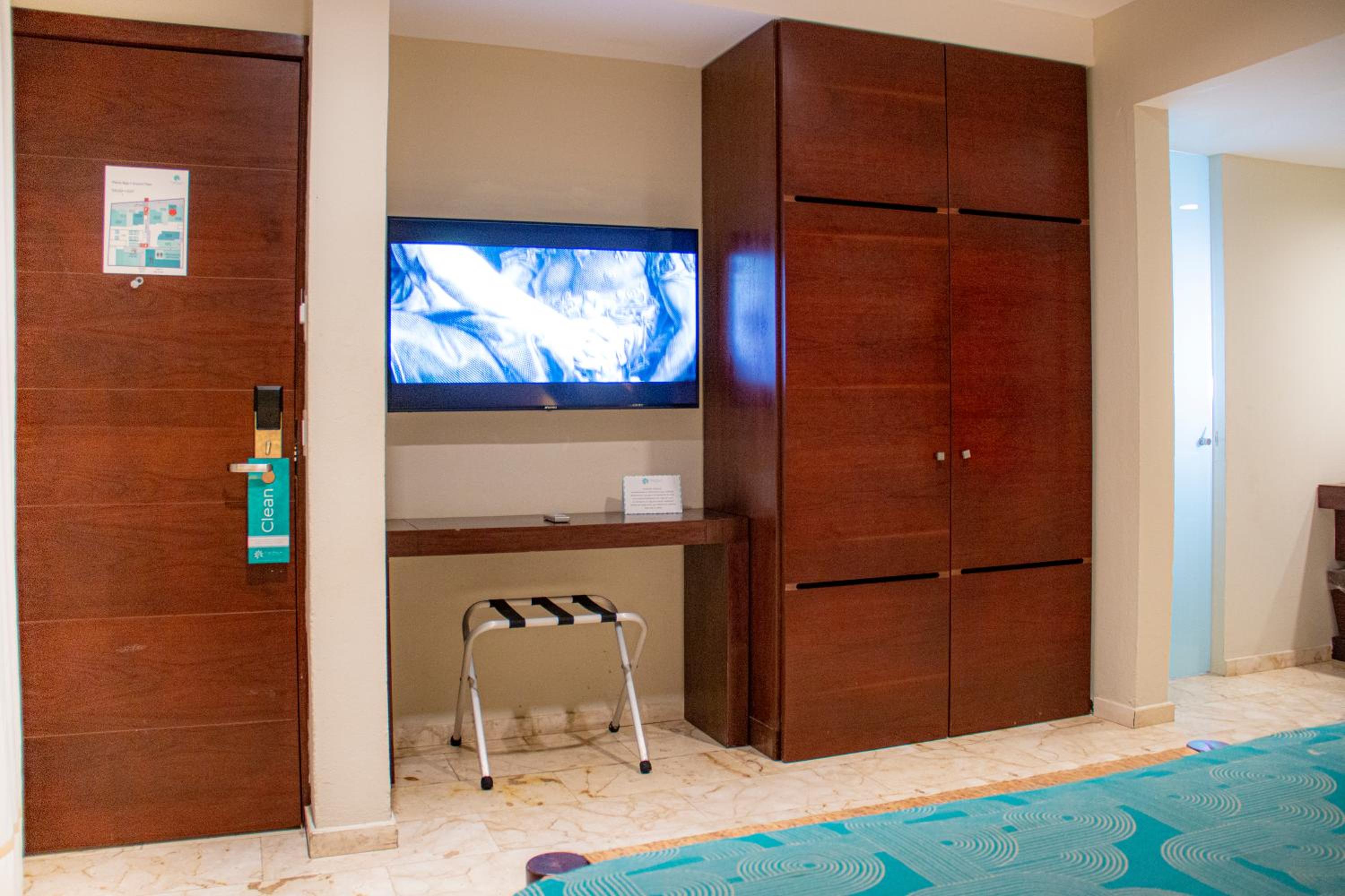 Double Room - Photo 3