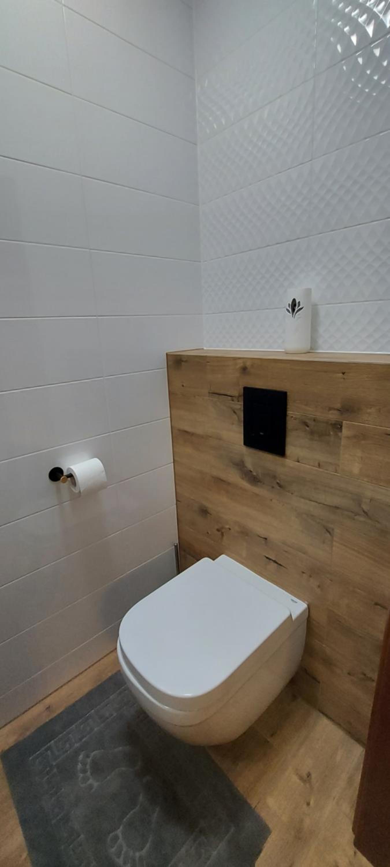 Two-Bedroom Apartment - Photo 8