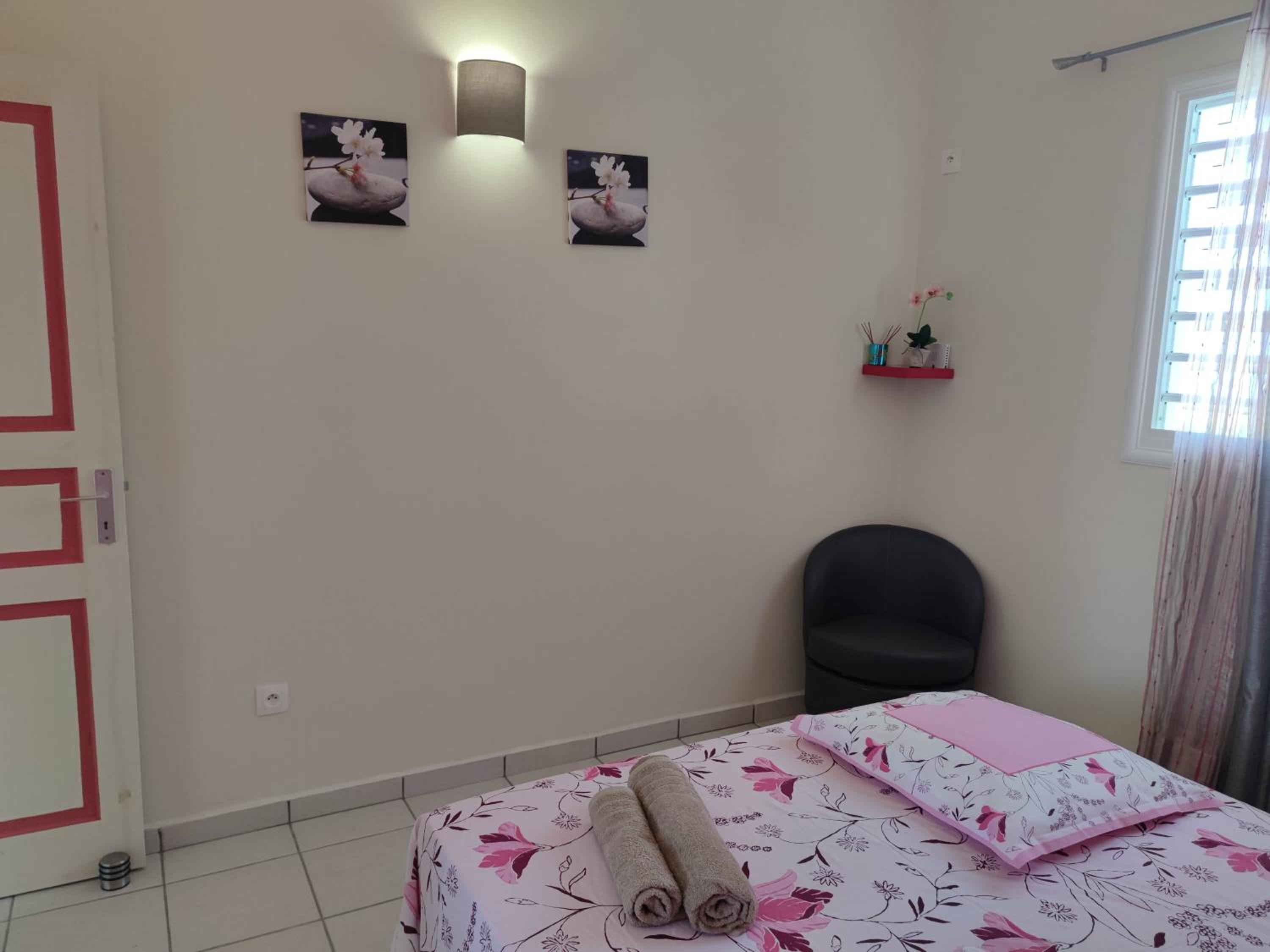 Apartment with Terrace photo 3