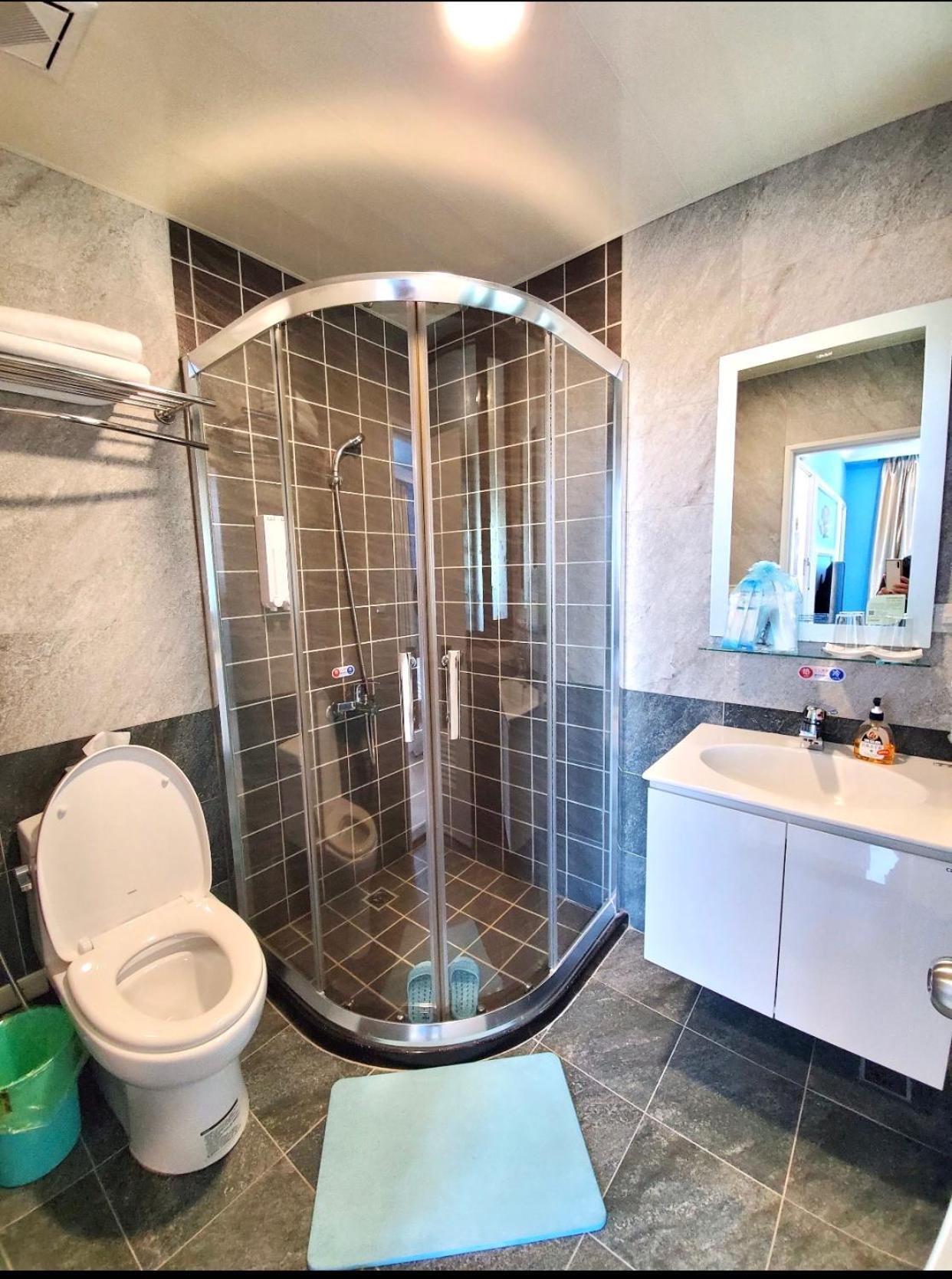 Double Room with Private Bathroom photo 3
