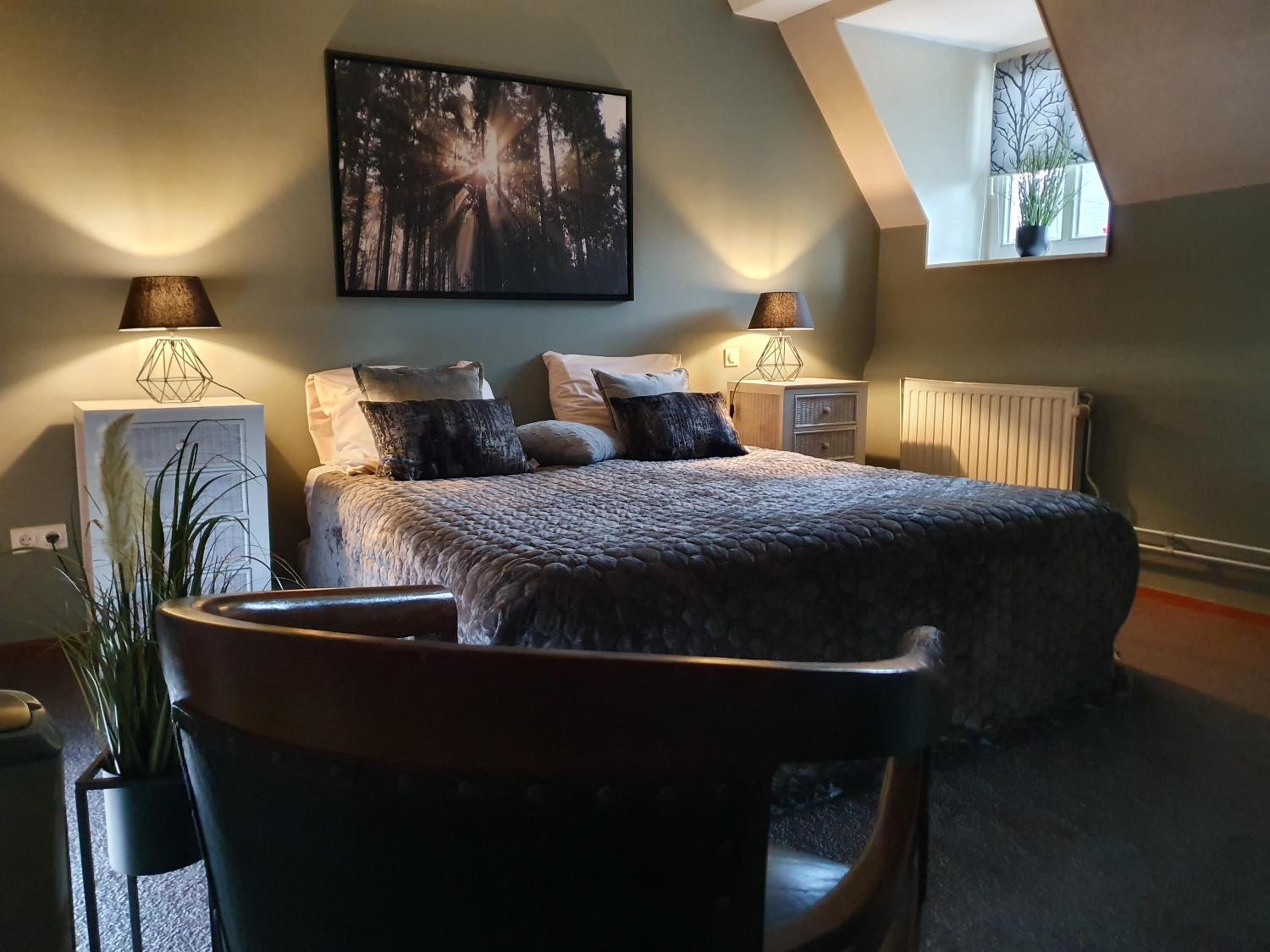 Deluxe Double Room - Photo 7