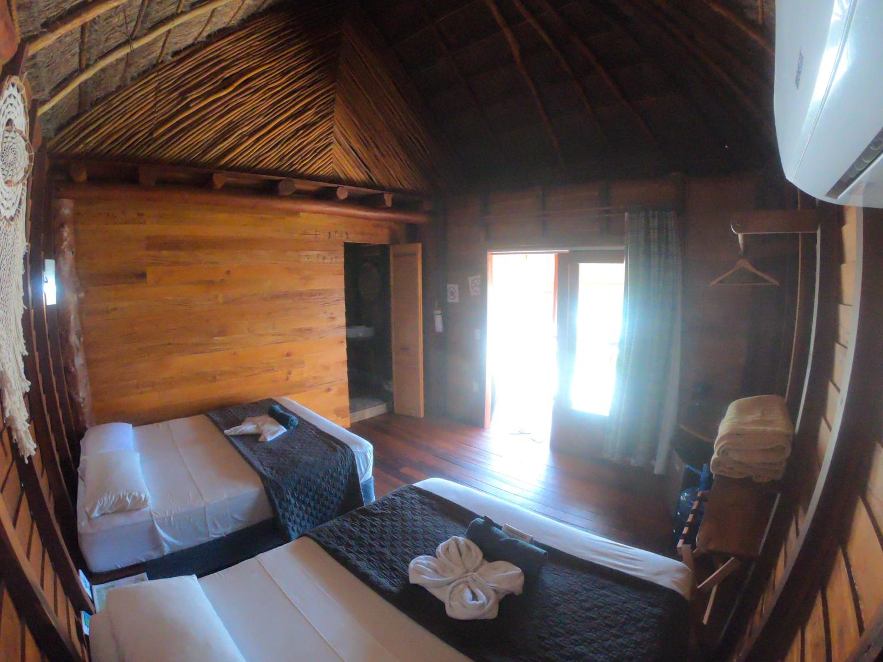 Superior Twin Room with Sea View - Photo 17