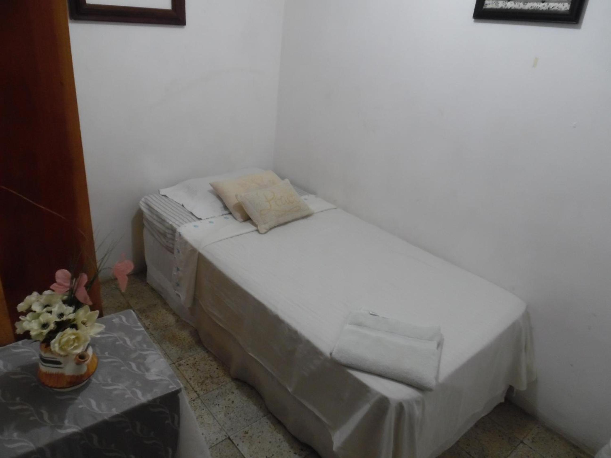Budget Single Room photo 3
