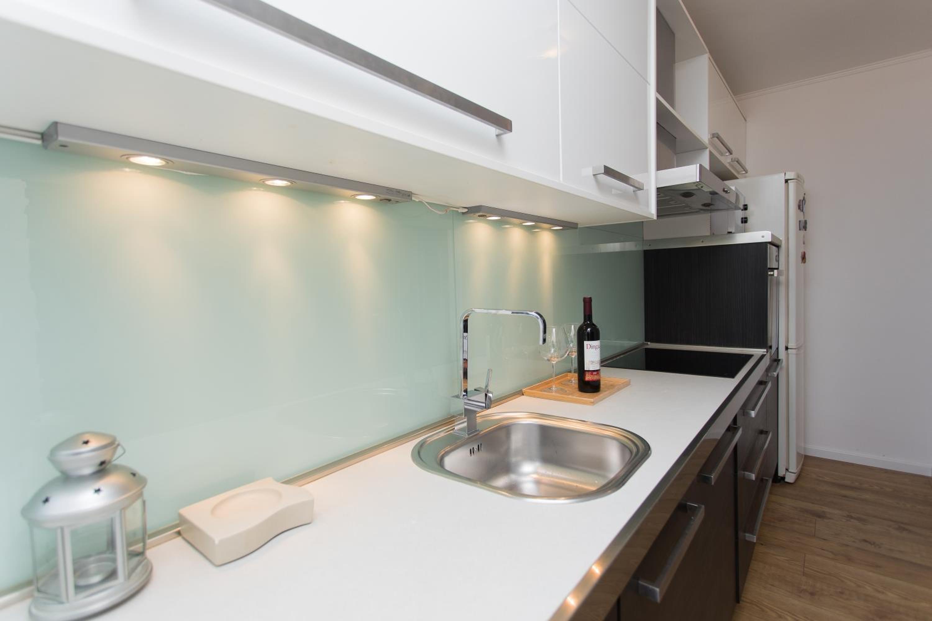 Two-Bedroom Apartment - Photo 4