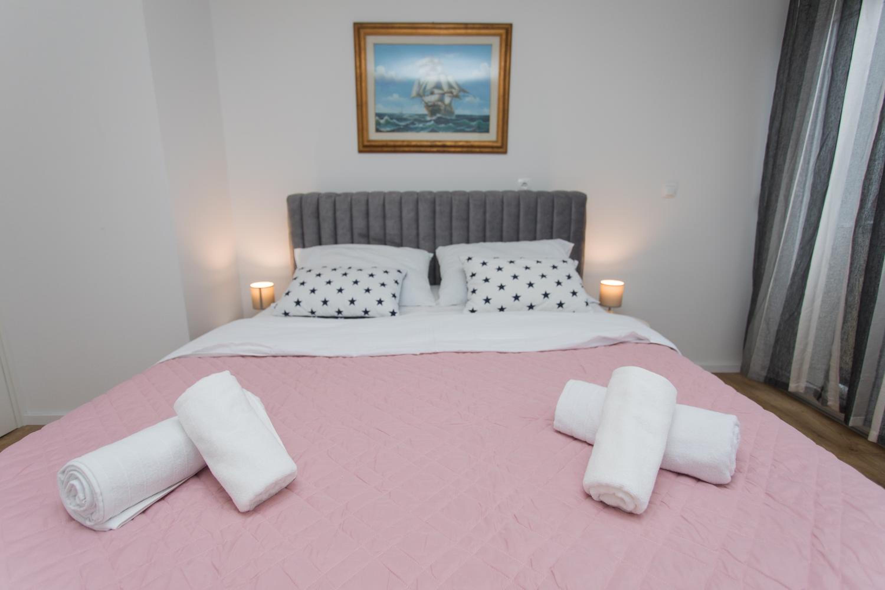 Two-Bedroom Apartment - Photo 7