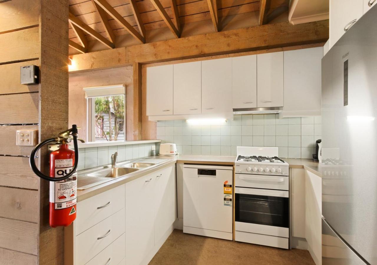 Two-Bedroom House photo 2