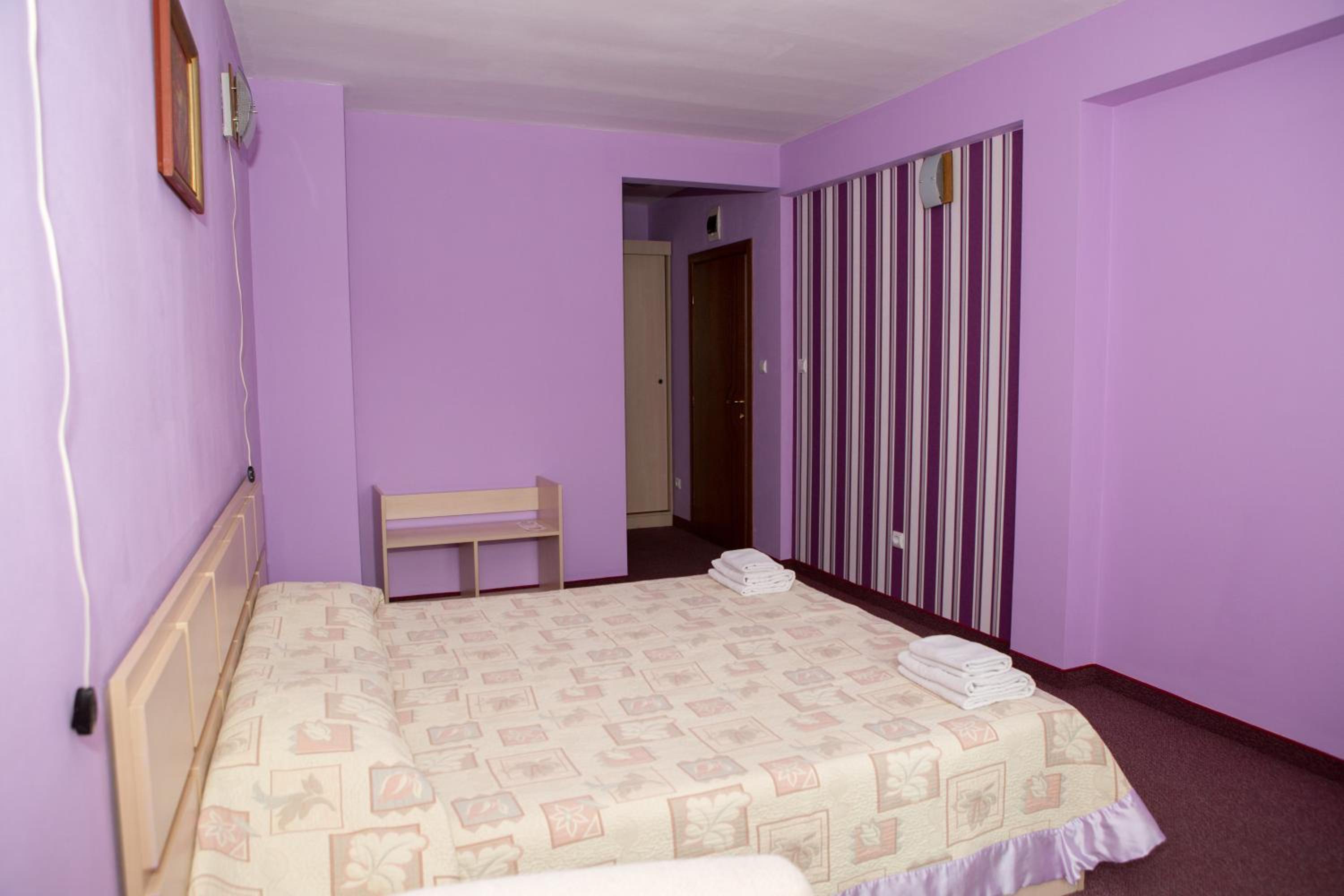 Double Room - Photo 24