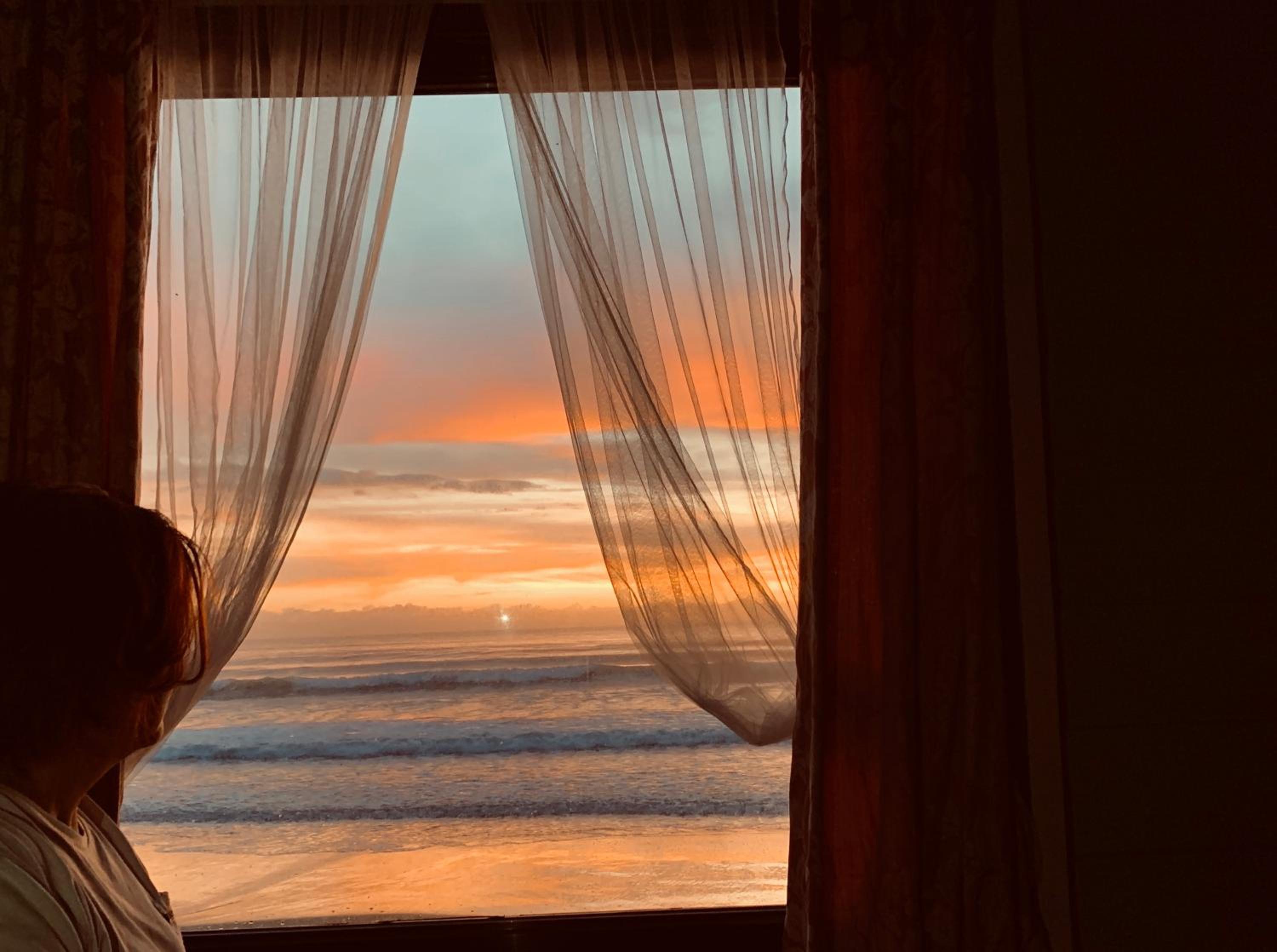 Queen Room with Sea View - Photo 8