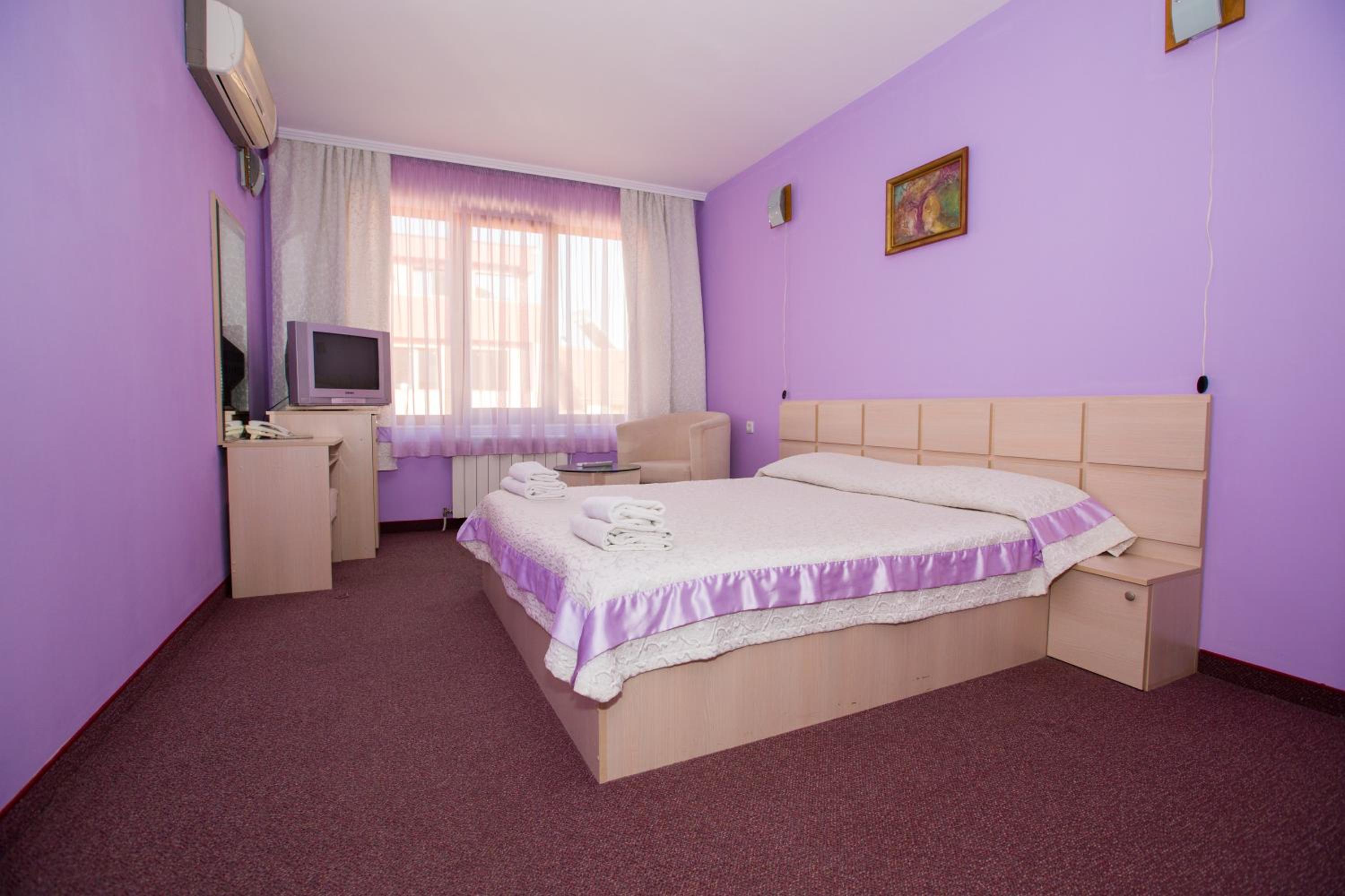 Double Room - Photo 23