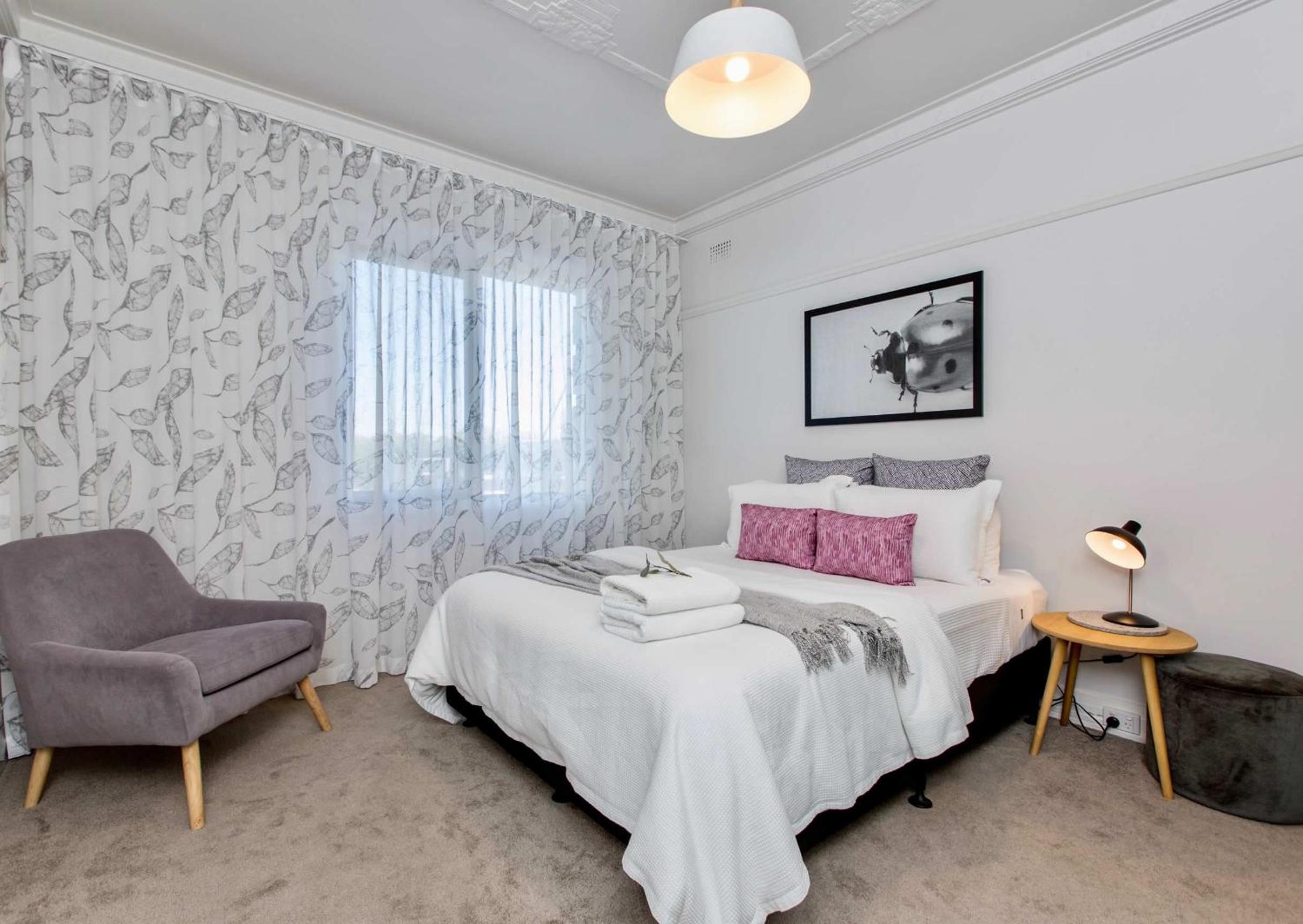 Two-Bedroom Apartment - Photo 4