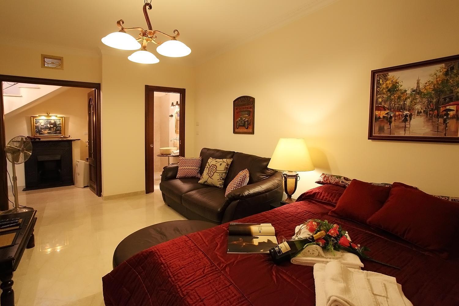 Three-Bedroom Villa photo 1