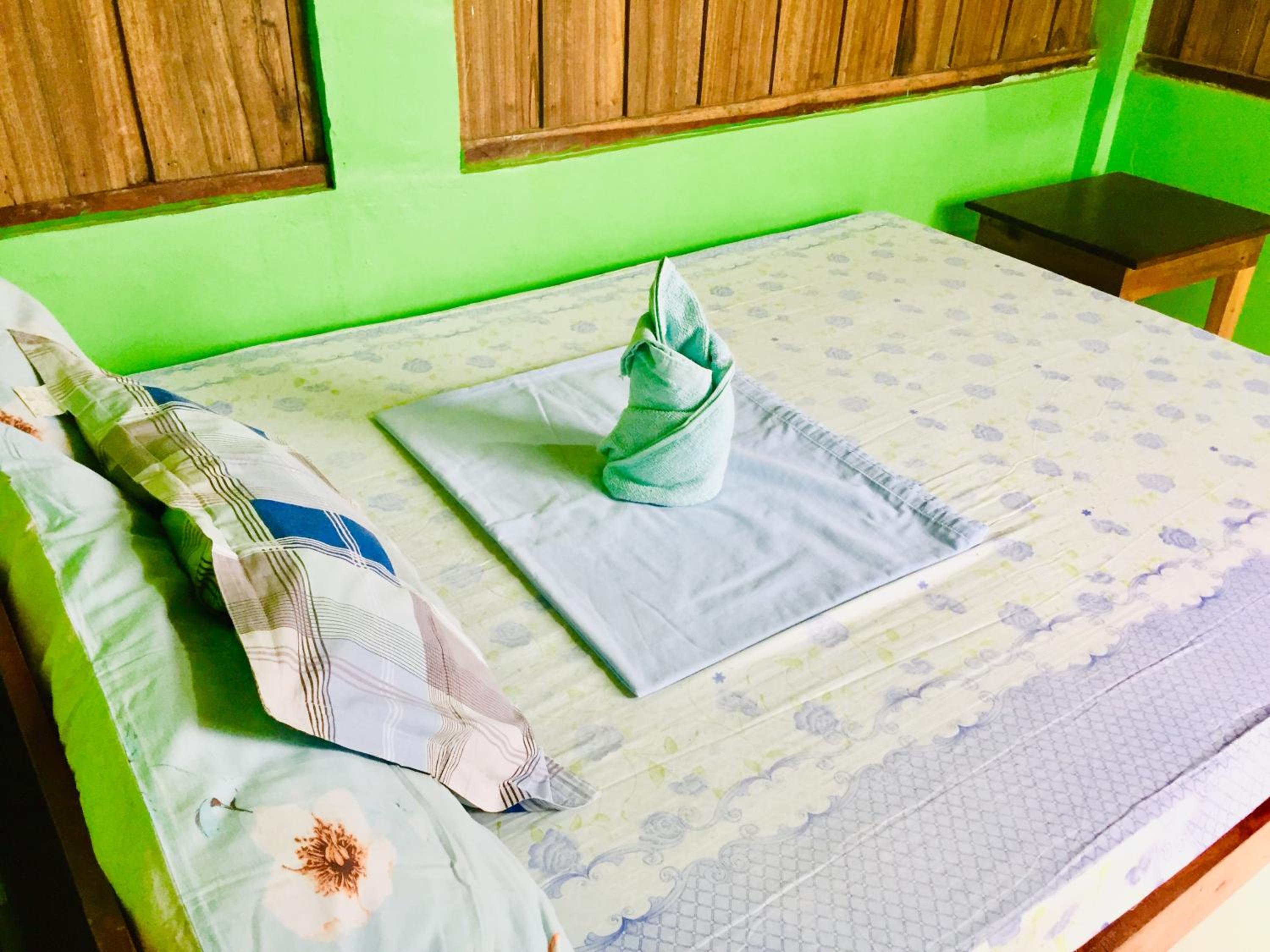 Budget Double Room - Photo 3