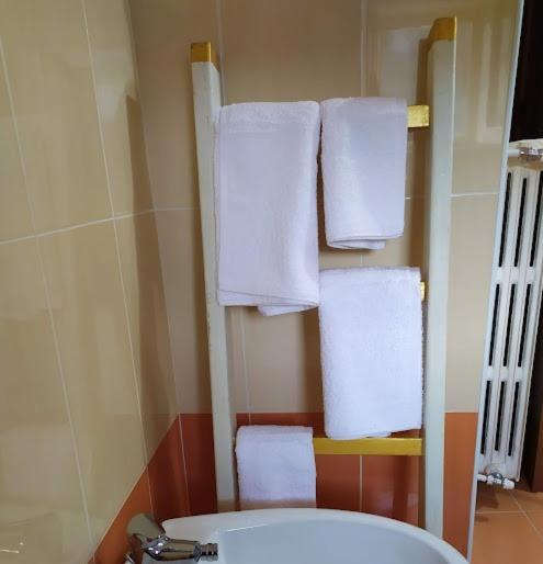 One-Bedroom House - Photo 22