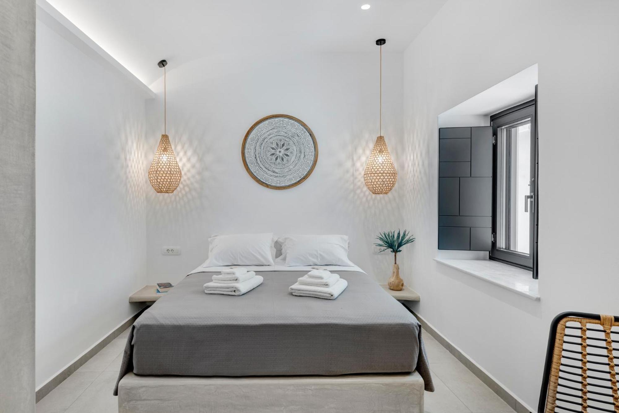 Two-Bedroom Apartment - Photo 25