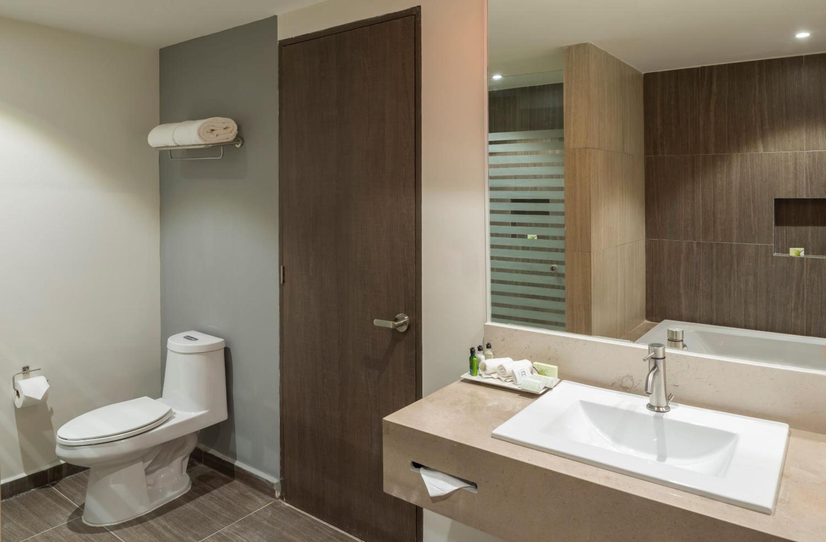 Long Stay Suite photo 3