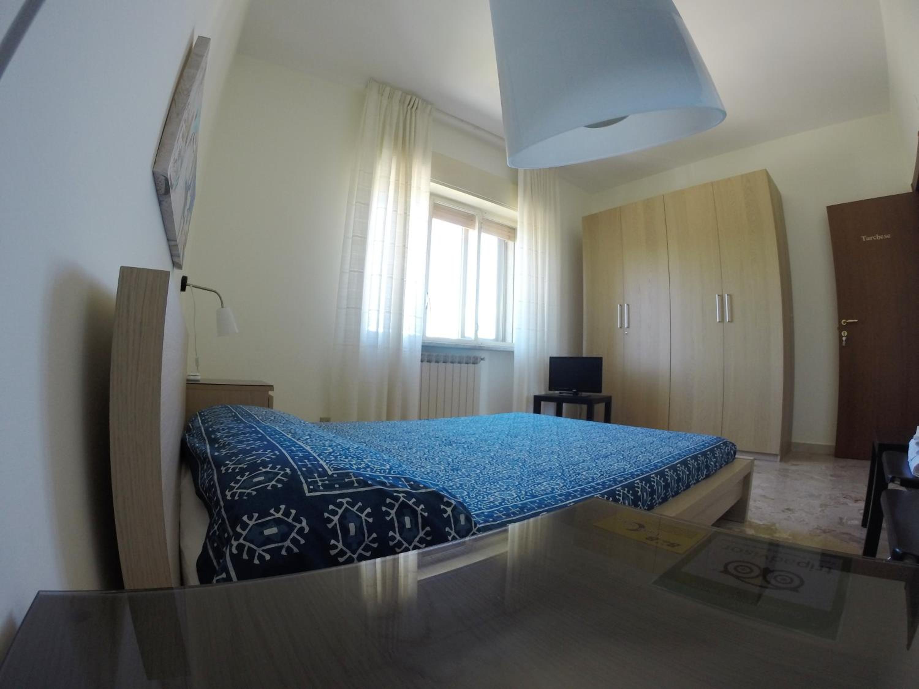 Large Double Room photo 1